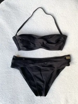 La Perla Bikini schwarz Gr. 38 NEU | LOOP-Marktplatz