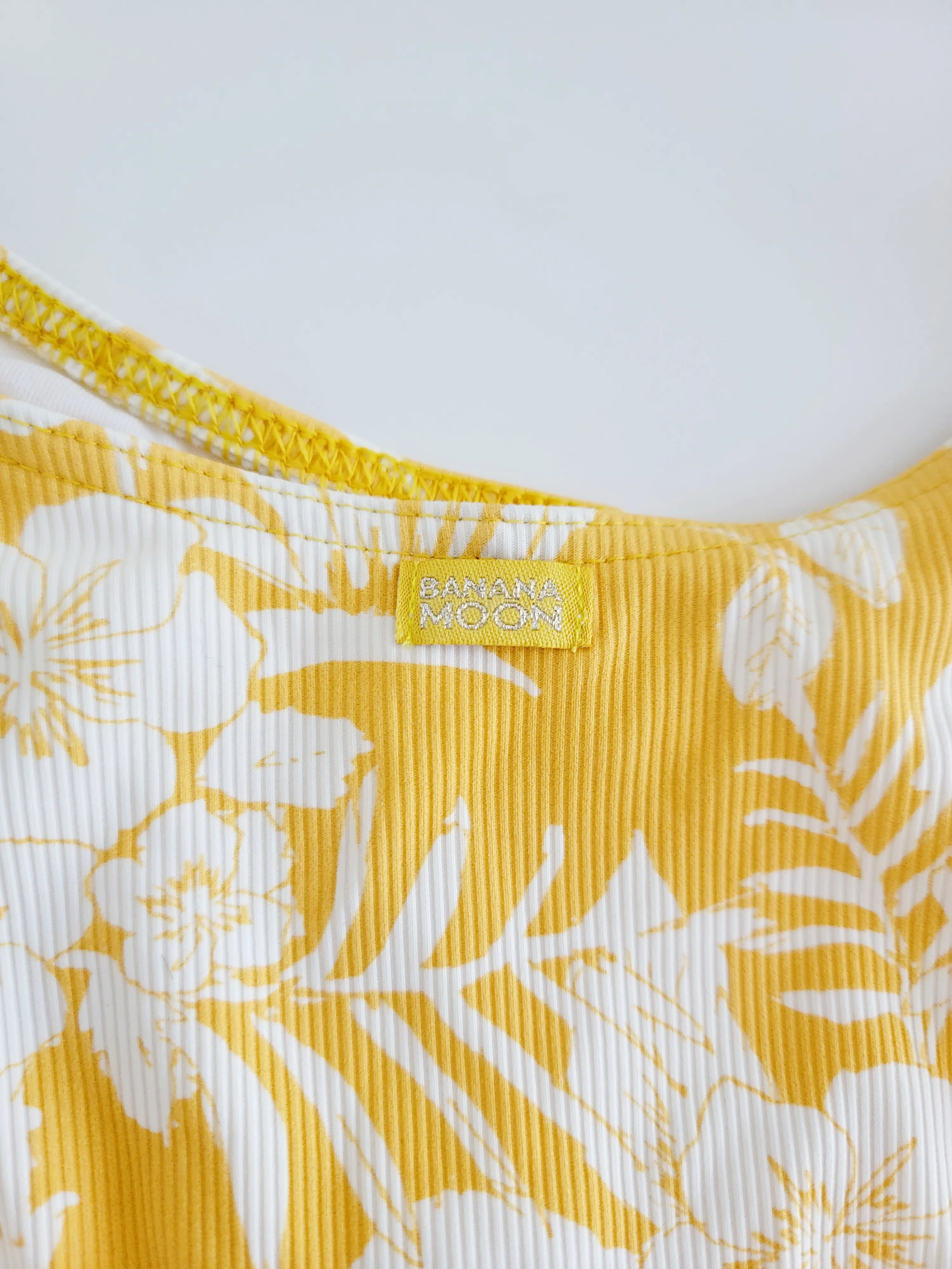 Neuer Banana Moon Bikini | LOOP-Marktplatz