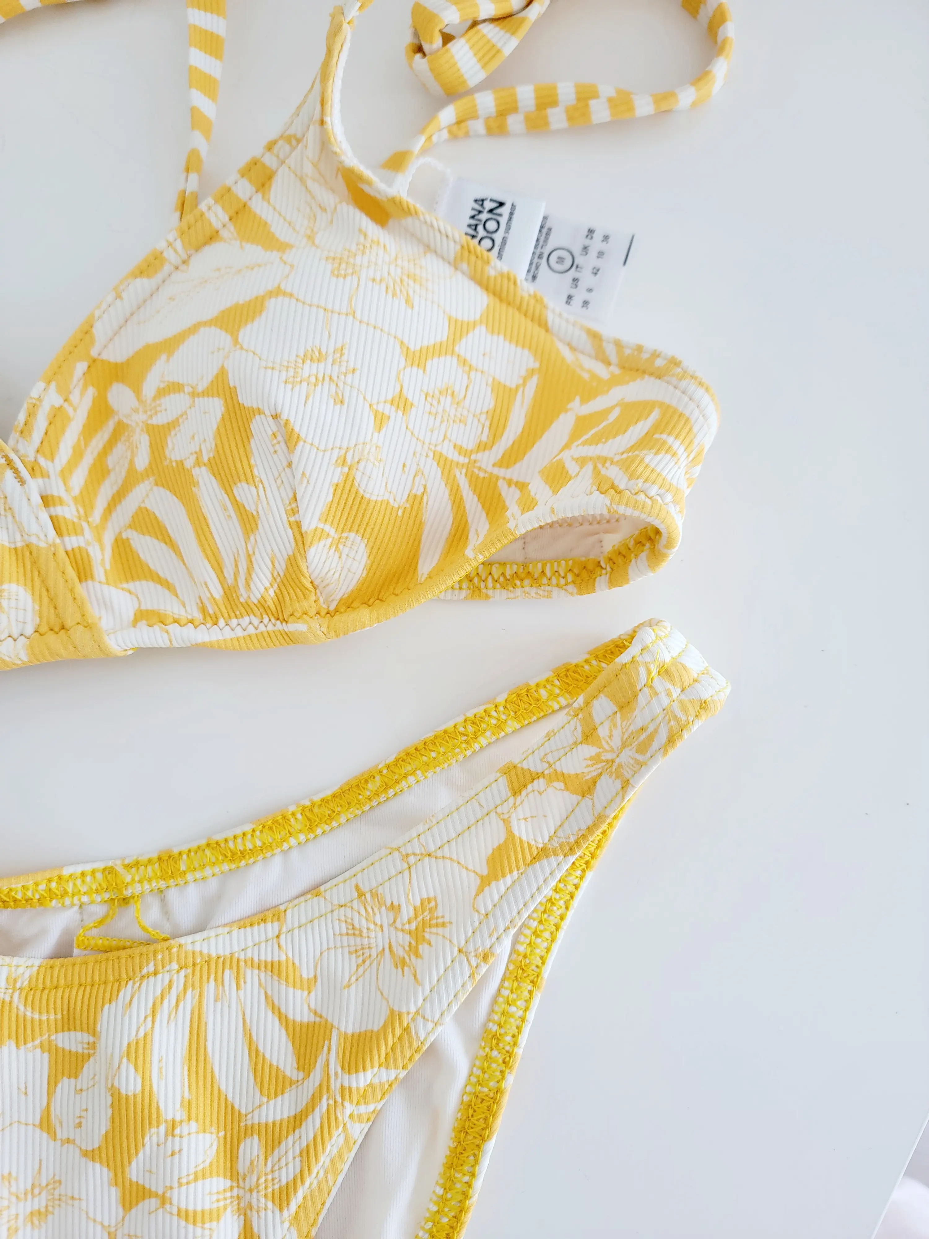 Neuer Banana Moon Bikini | LOOP-Marktplatz