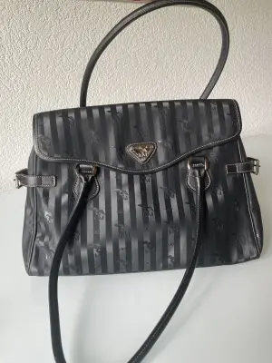 gepflegte Mollerus Handtasche | LOOP Marketplace
