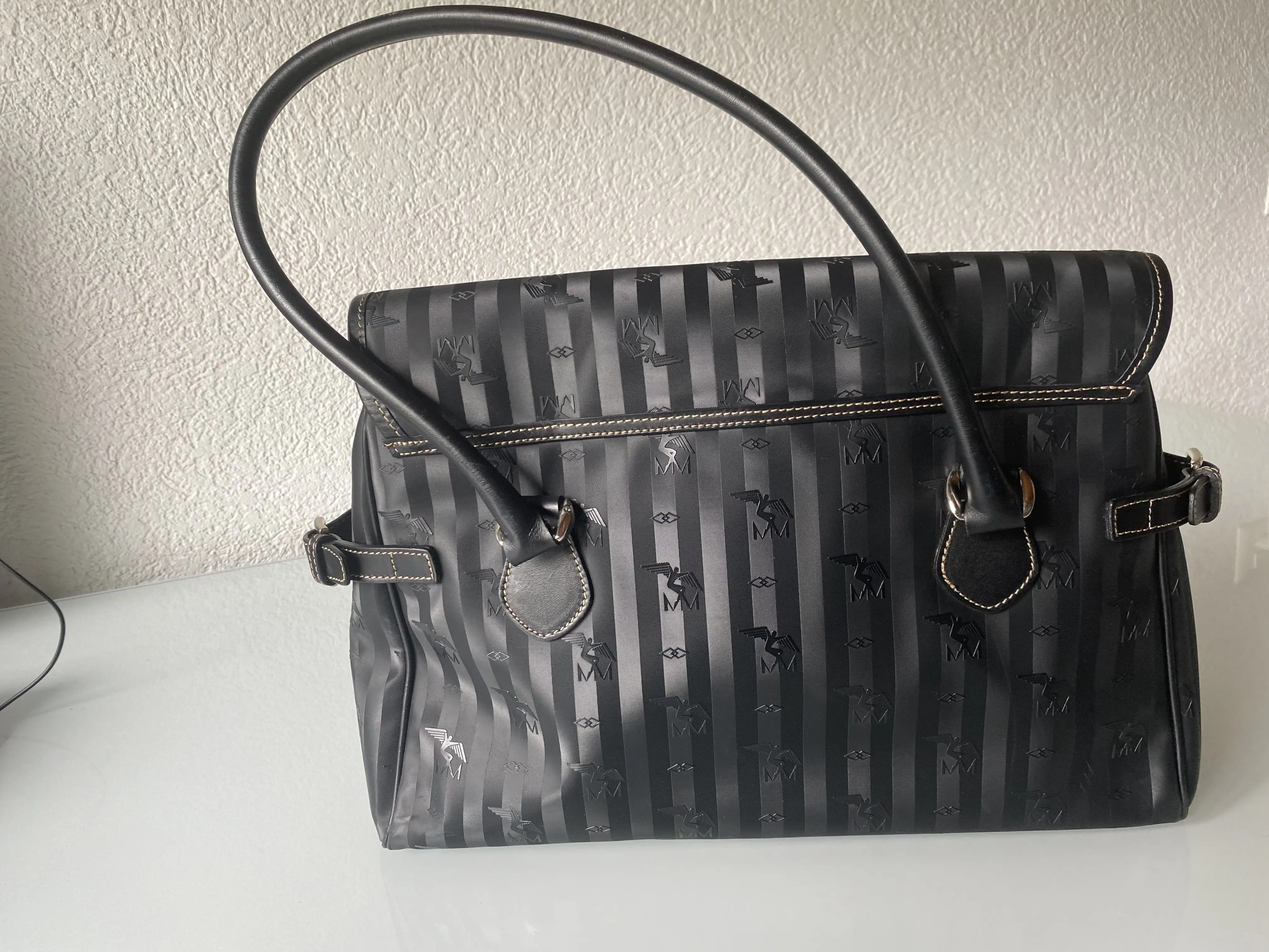 gepflegte Mollerus Handtasche | LOOP Marketplace
