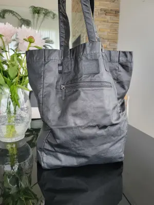 Gucci Shopper | LOOP-Marktplatz