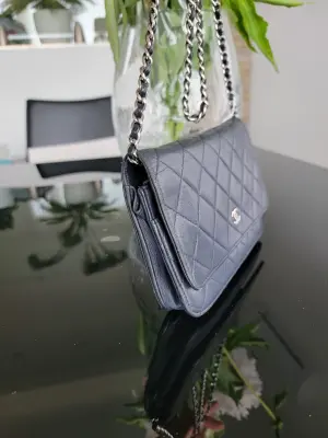 Chanel Vintage WOC | LOOP-Marktplatz