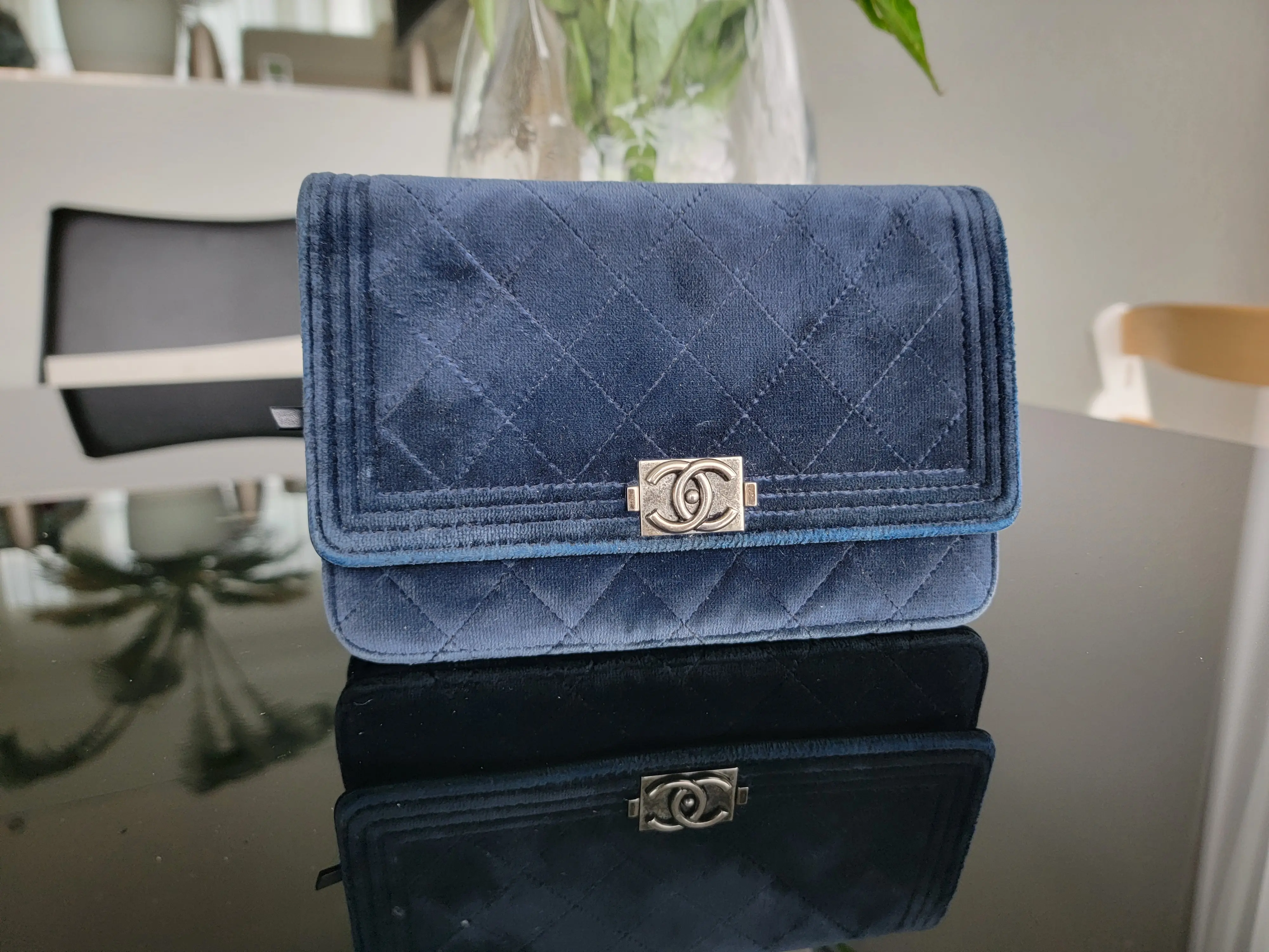 Chanel WOC | LOOP-Marktplatz