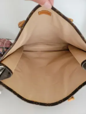Louis Vuitton Sac Plat | LOOP Marketplace