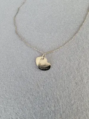 Tiffany & Co. Halskette mit Doppelherz | LOOP Marketplace