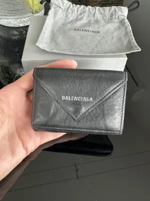 Balenciaga Portemonnaie | LOOP-Marktplatz
