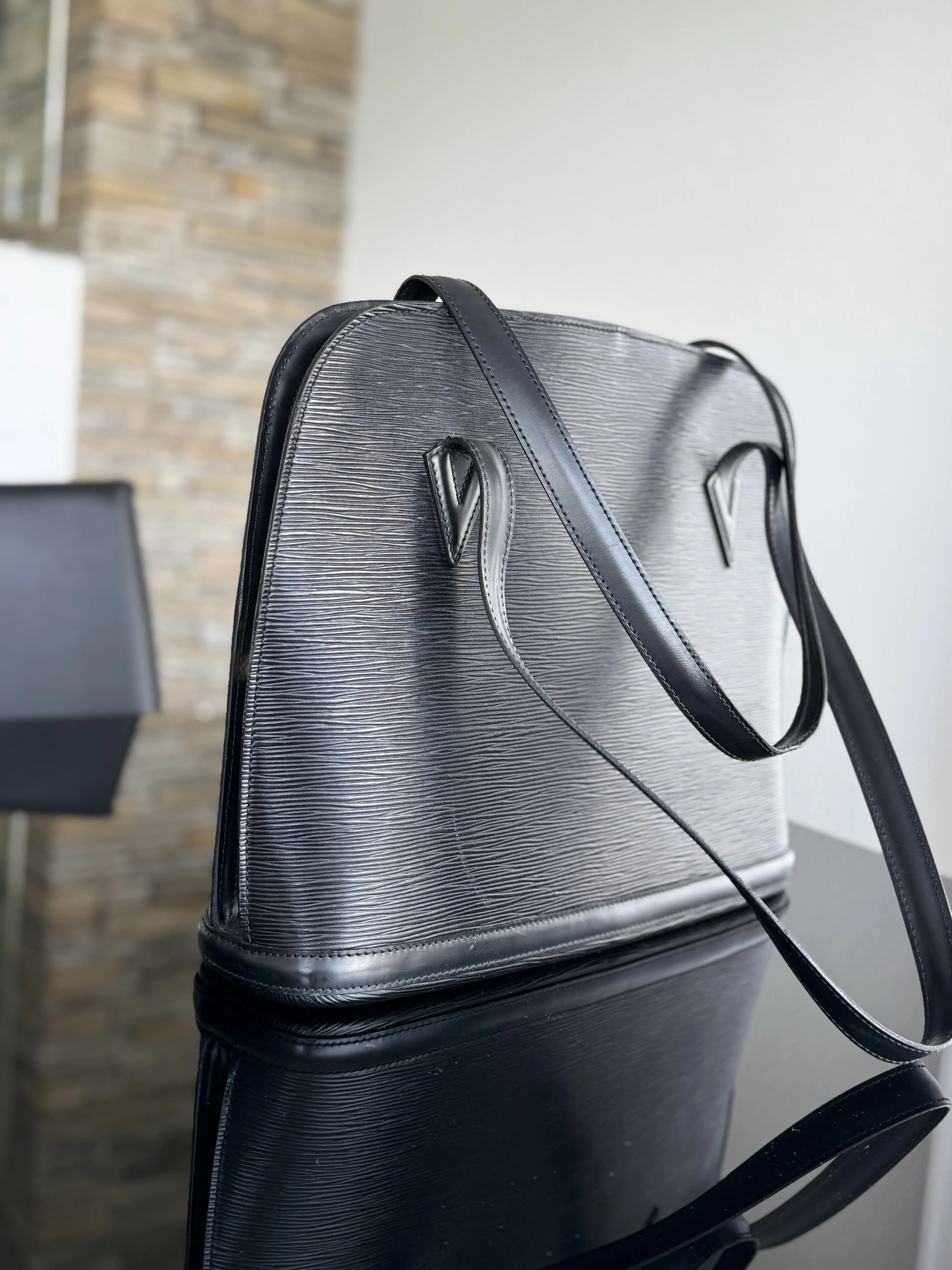 Louis Vuitton Epi Lussac Tasche | LOOP-Marktplatz
