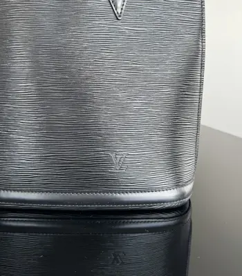 Louis Vuitton Epi Lussac Tasche | LOOP-Marktplatz