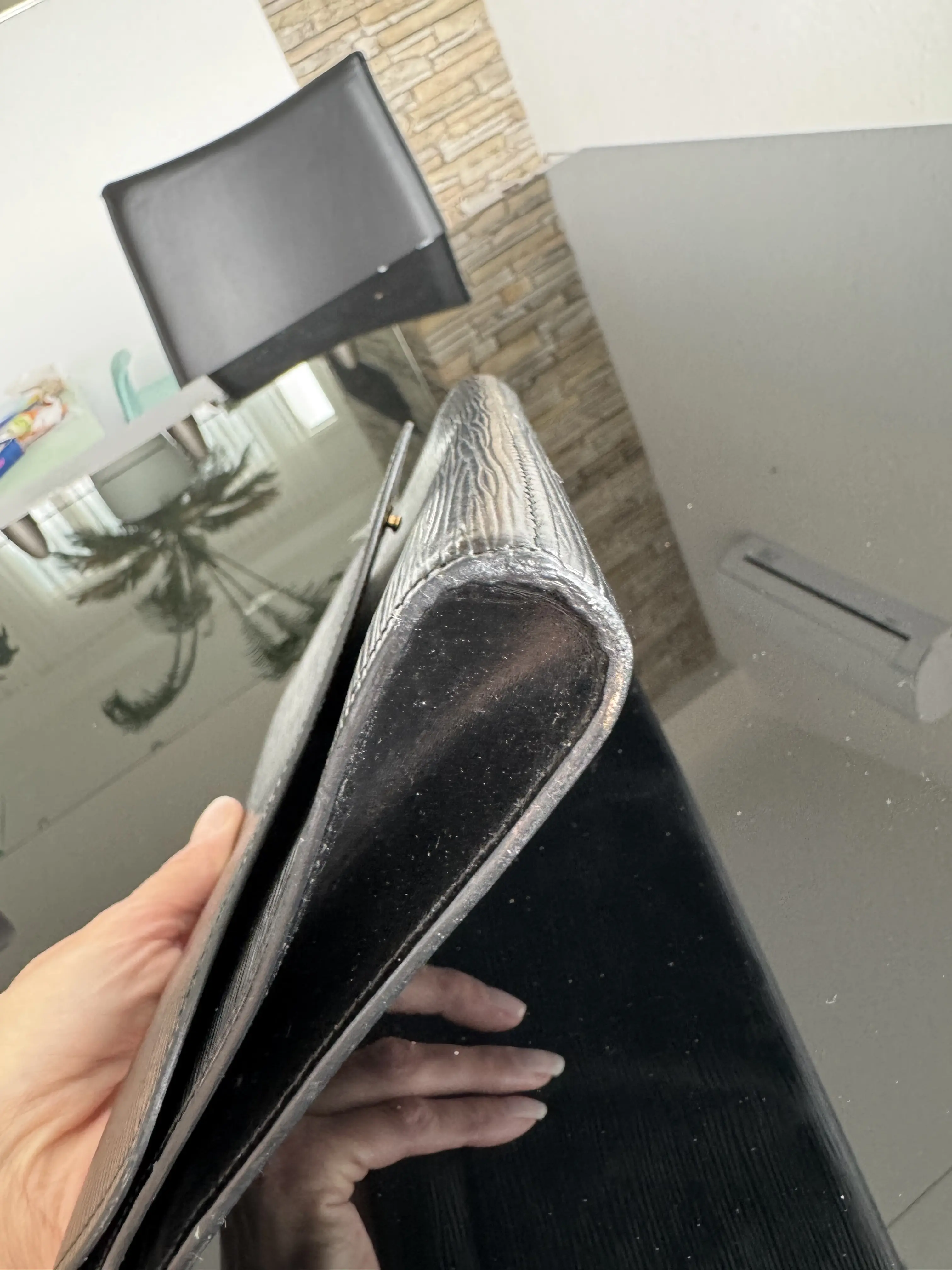 Louis Vuitton Clutch | LOOP-Marktplatz