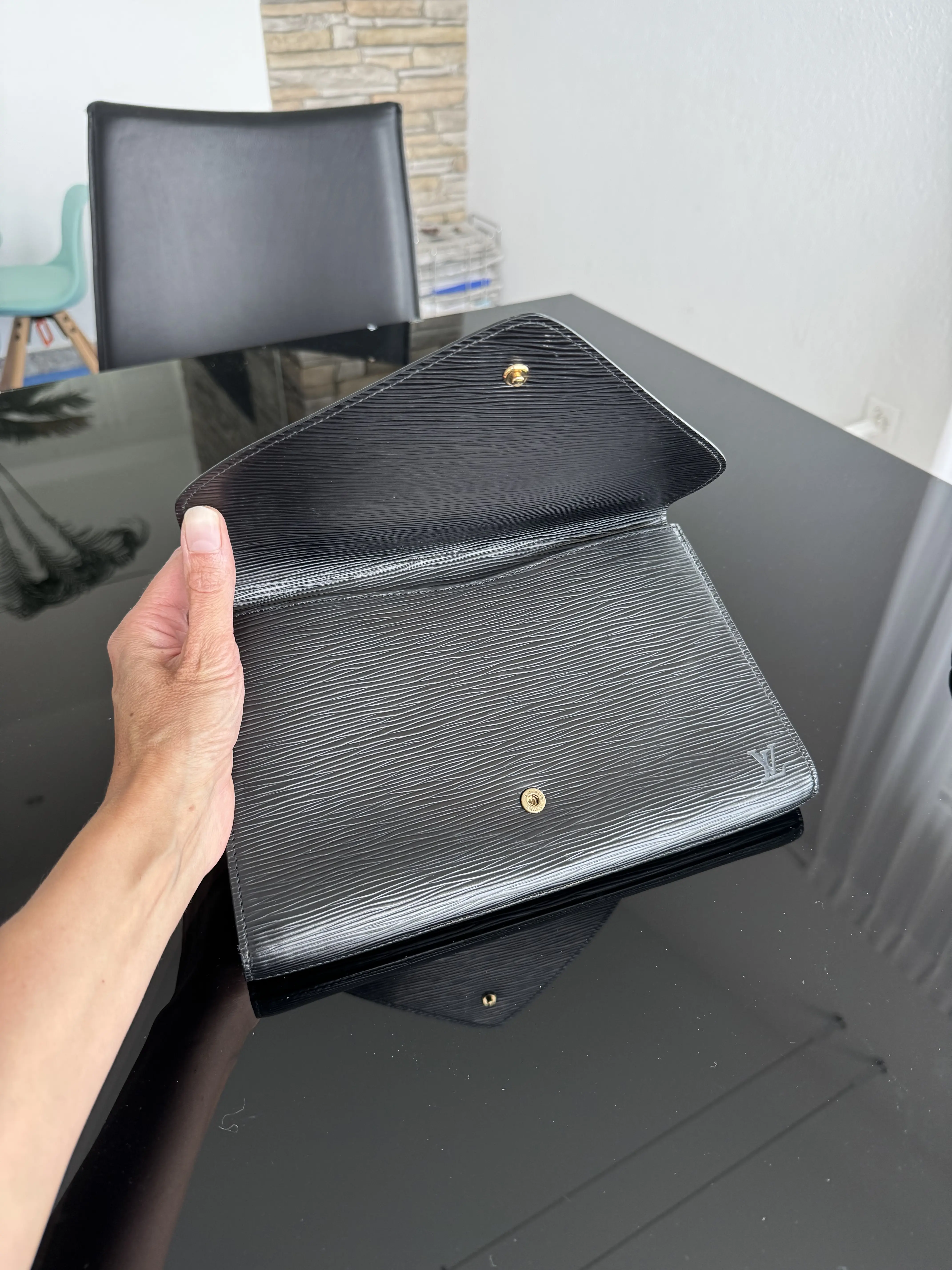 Louis Vuitton Clutch | LOOP-Marktplatz