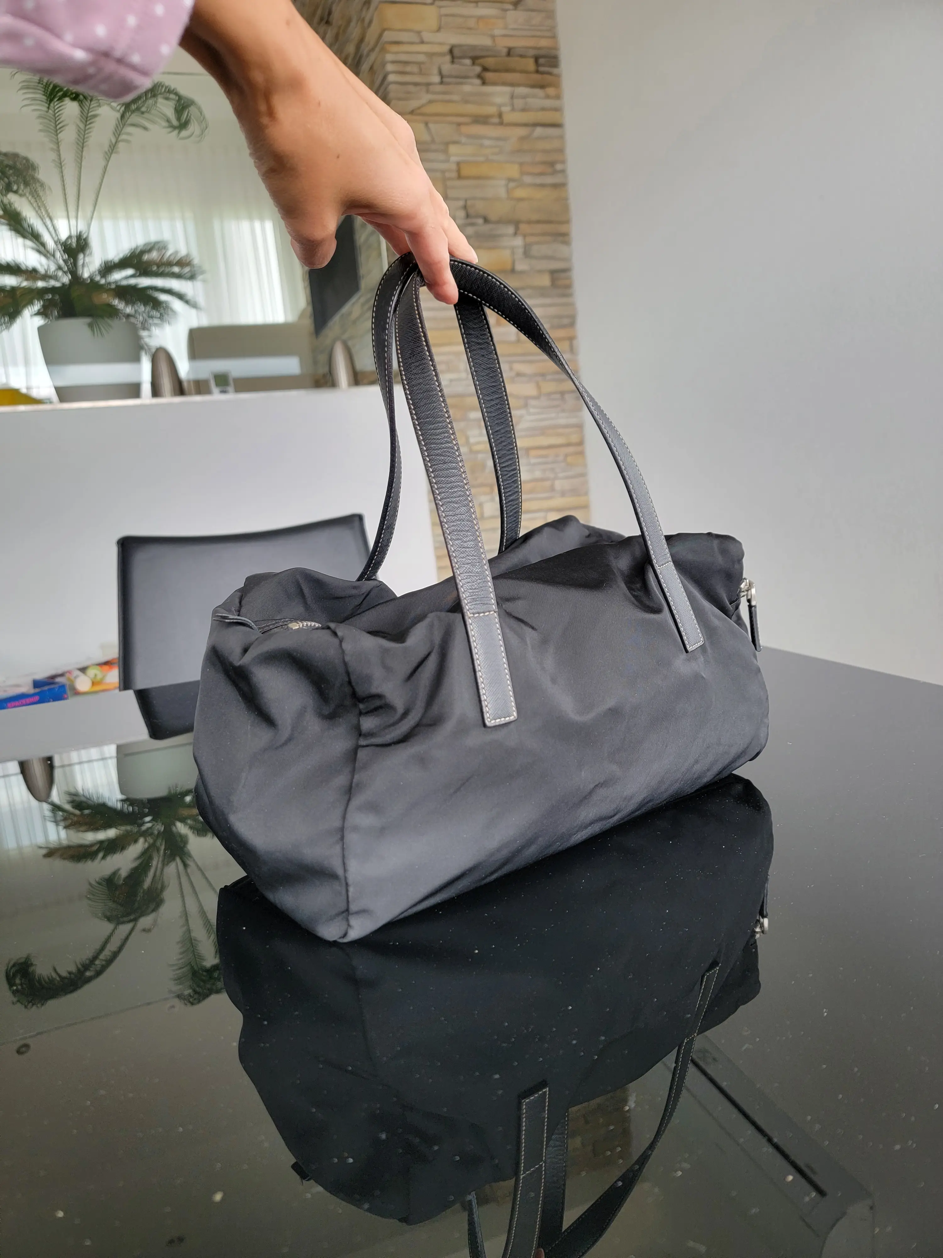 Kleine Prada Nylon Bowling Tasche | LOOP-Marktplatz