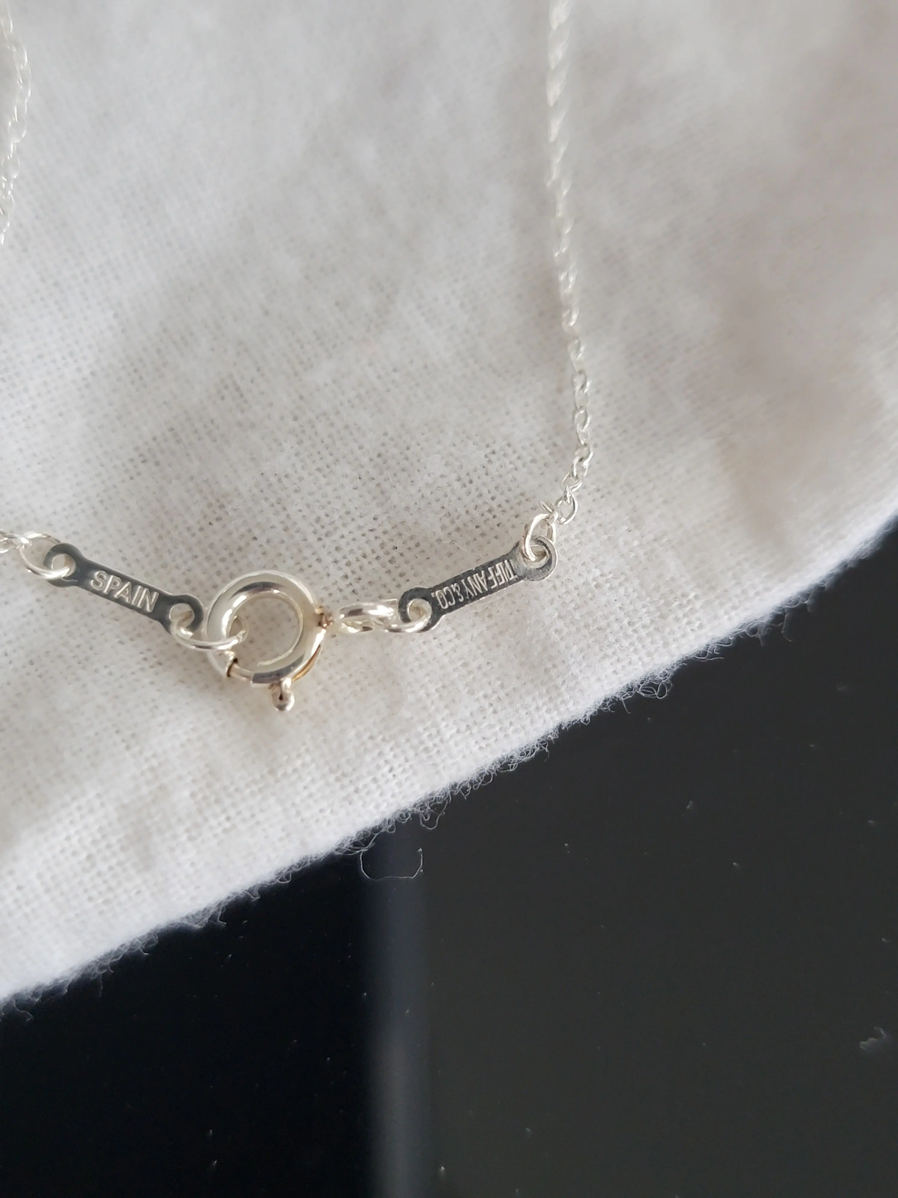 Tiffany & Co. Open Teardrop Halskette | LOOP-Marktplatz