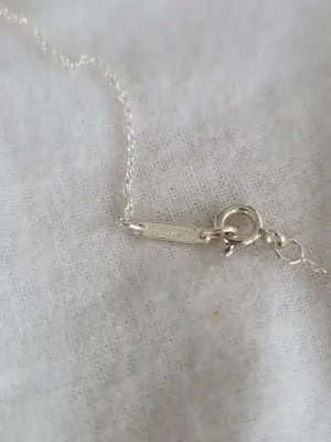Tiffany & Co. Halskette mit "Schal" | LOOP-Marktplatz