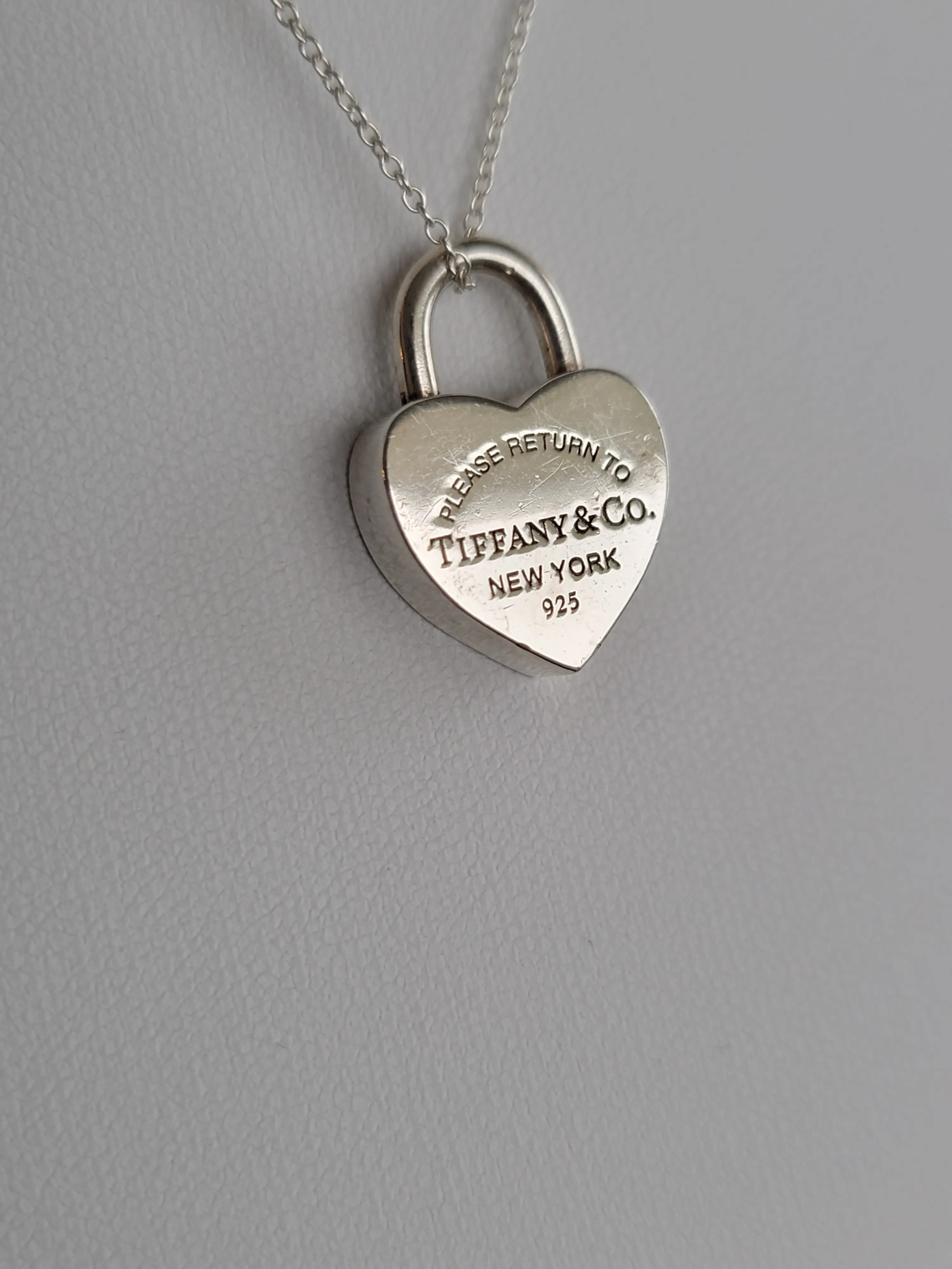 Tiffany & Co. Halskette Vorhängeschloß | LOOP-Marktplatz