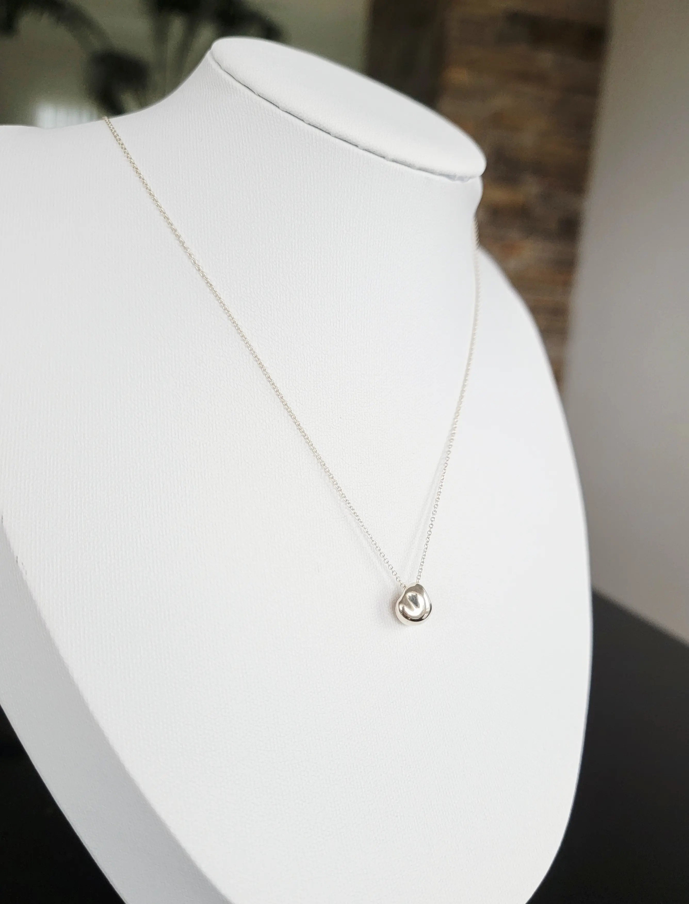 Tiffany & Co. Halskette "Bean" Anhänger | LOOP-Marktplatz
