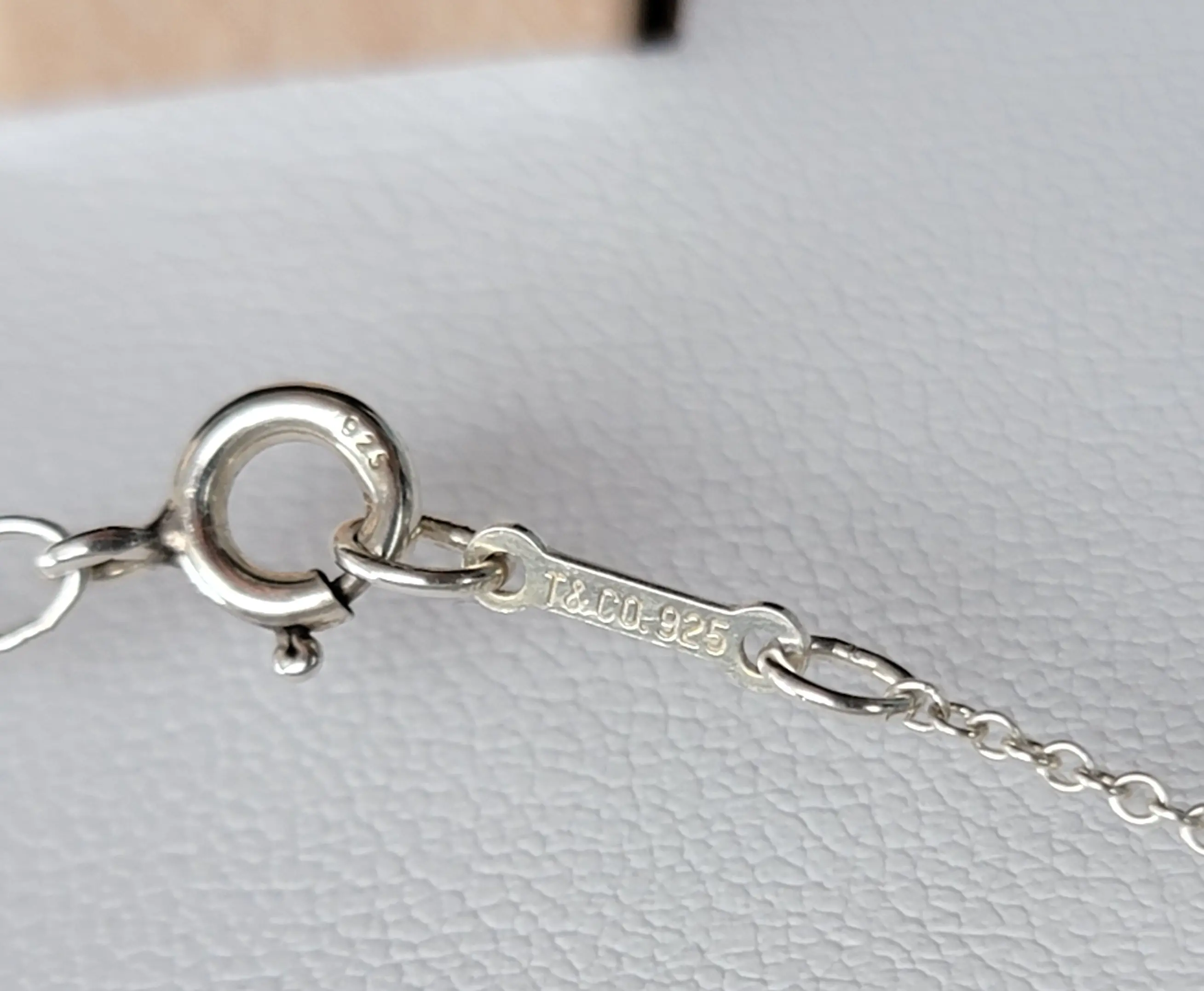Tiffany & Co. Halskette zwei Ringe | LOOP Marketplace
