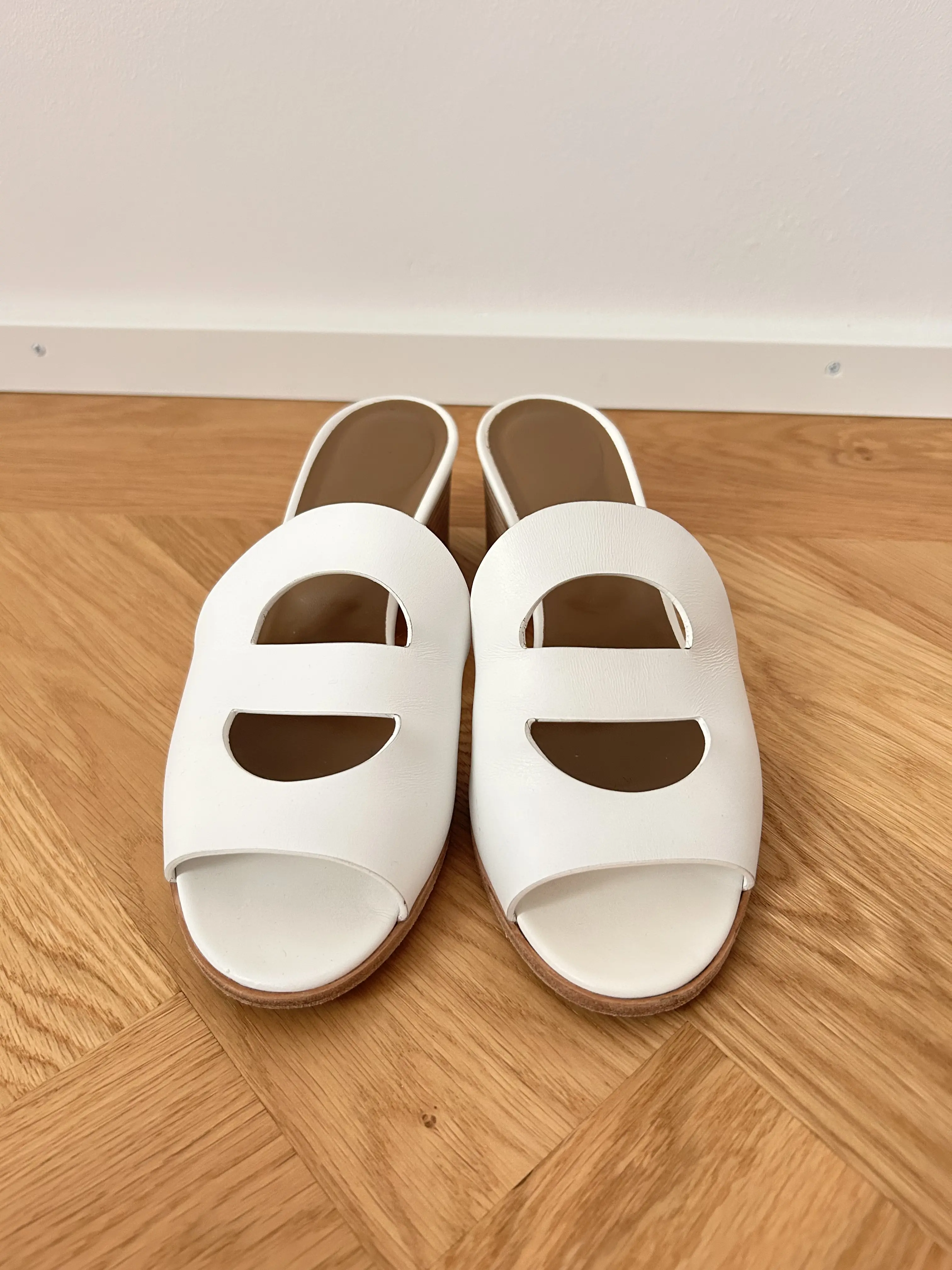 Hermes Mona shoes | LOOP Marketplace