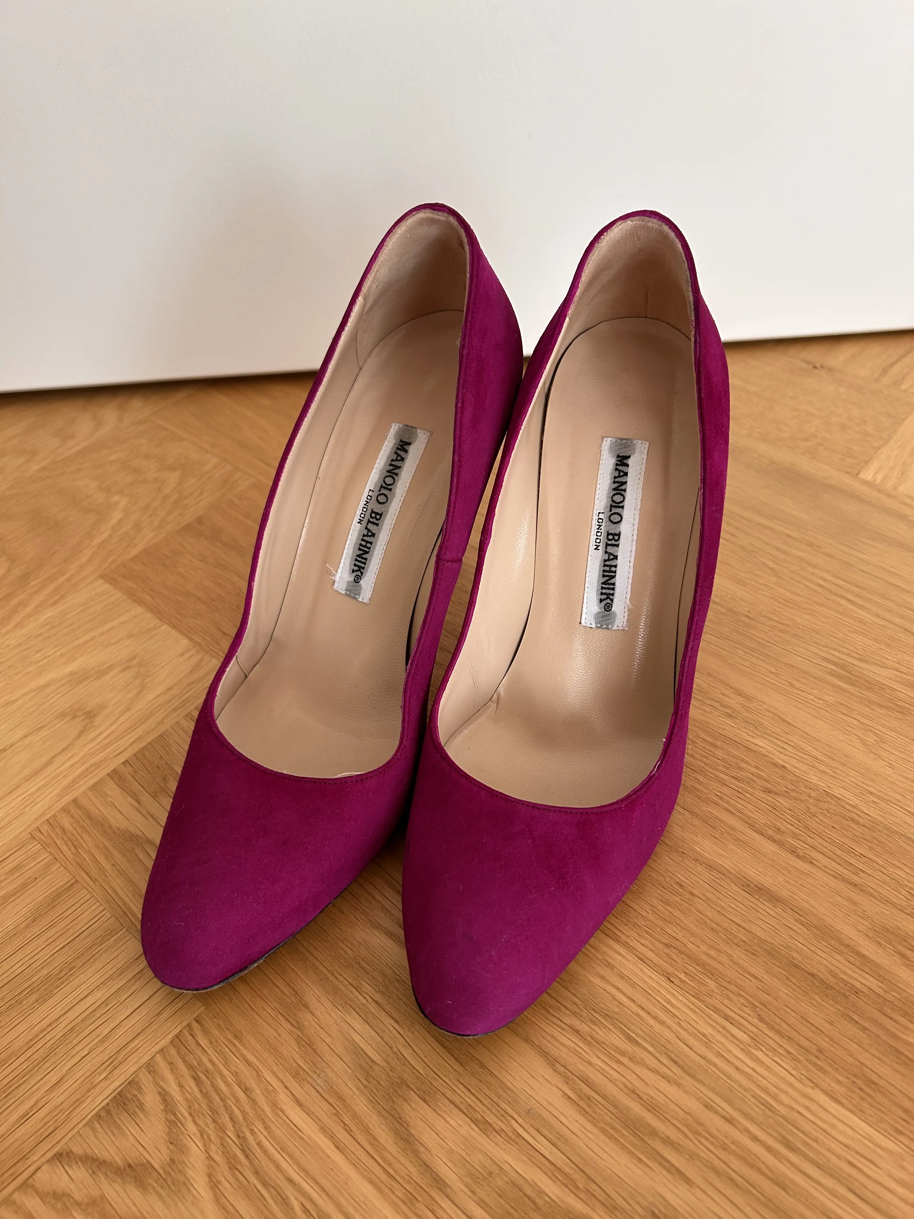 Manolo heels | LOOP Marketplace