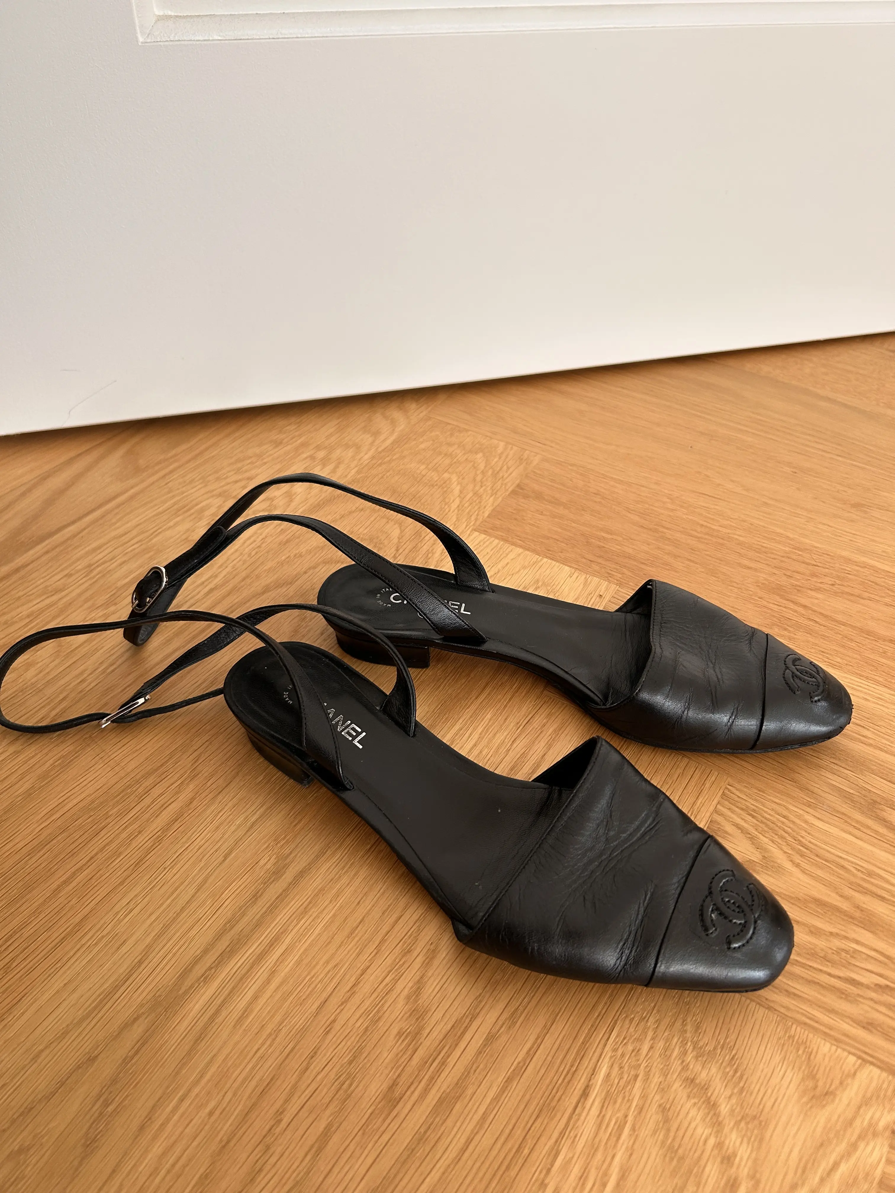 Chanel shoes | LOOP Marketplace