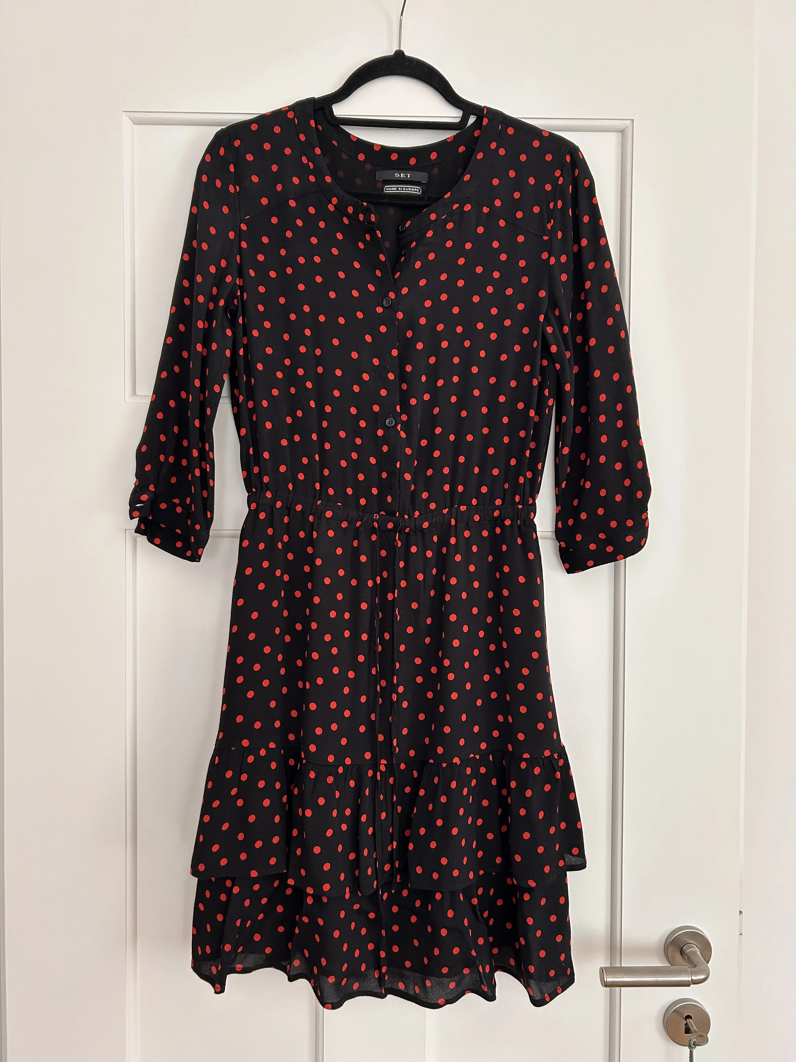 Black dotted dress | LOOP Marketplace
