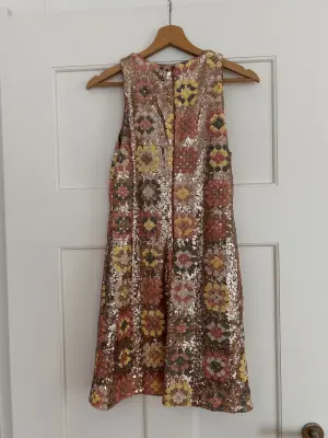 A shape dress | LOOP Marketplace