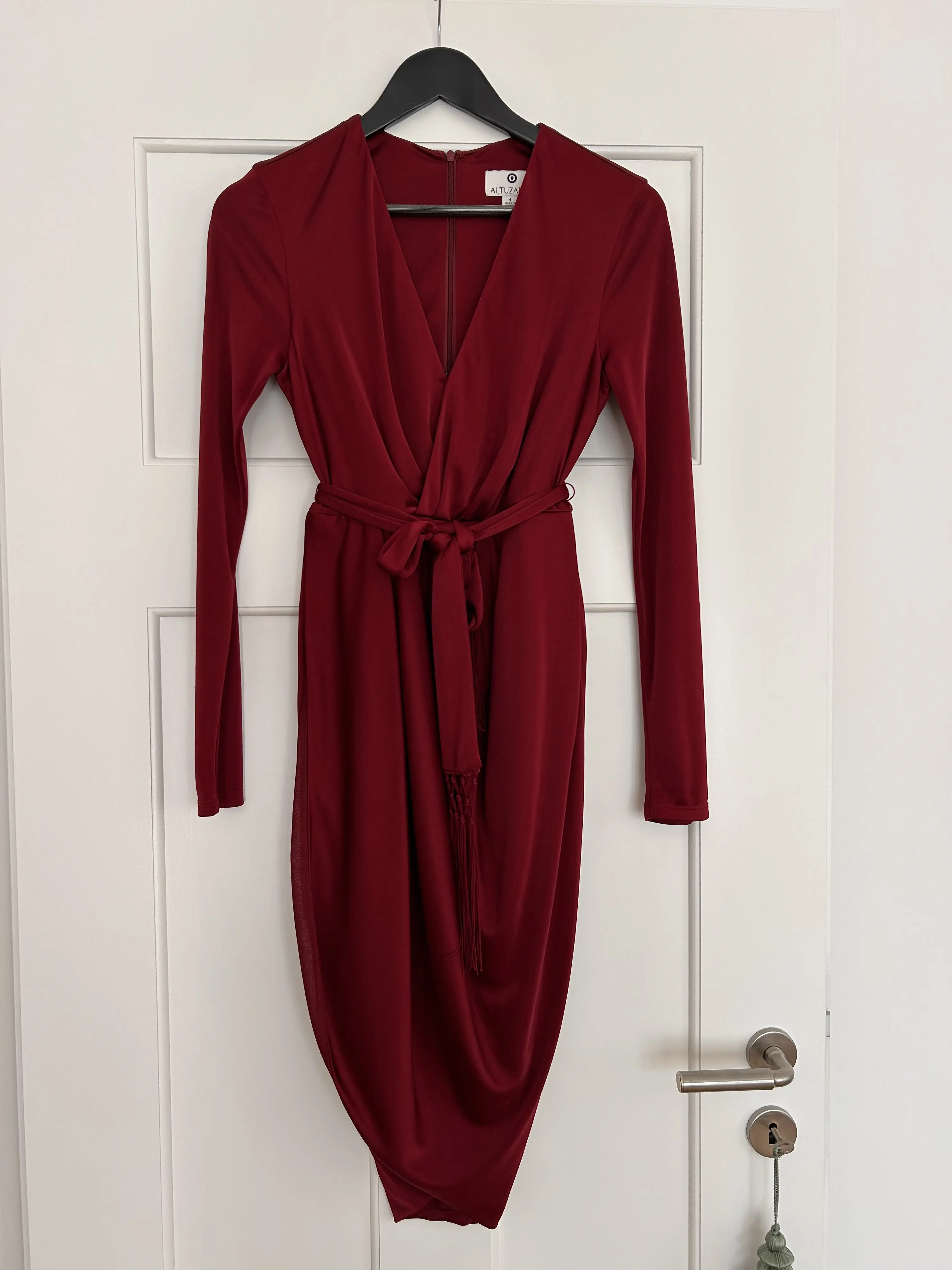 Party dress | LOOP Marketplace