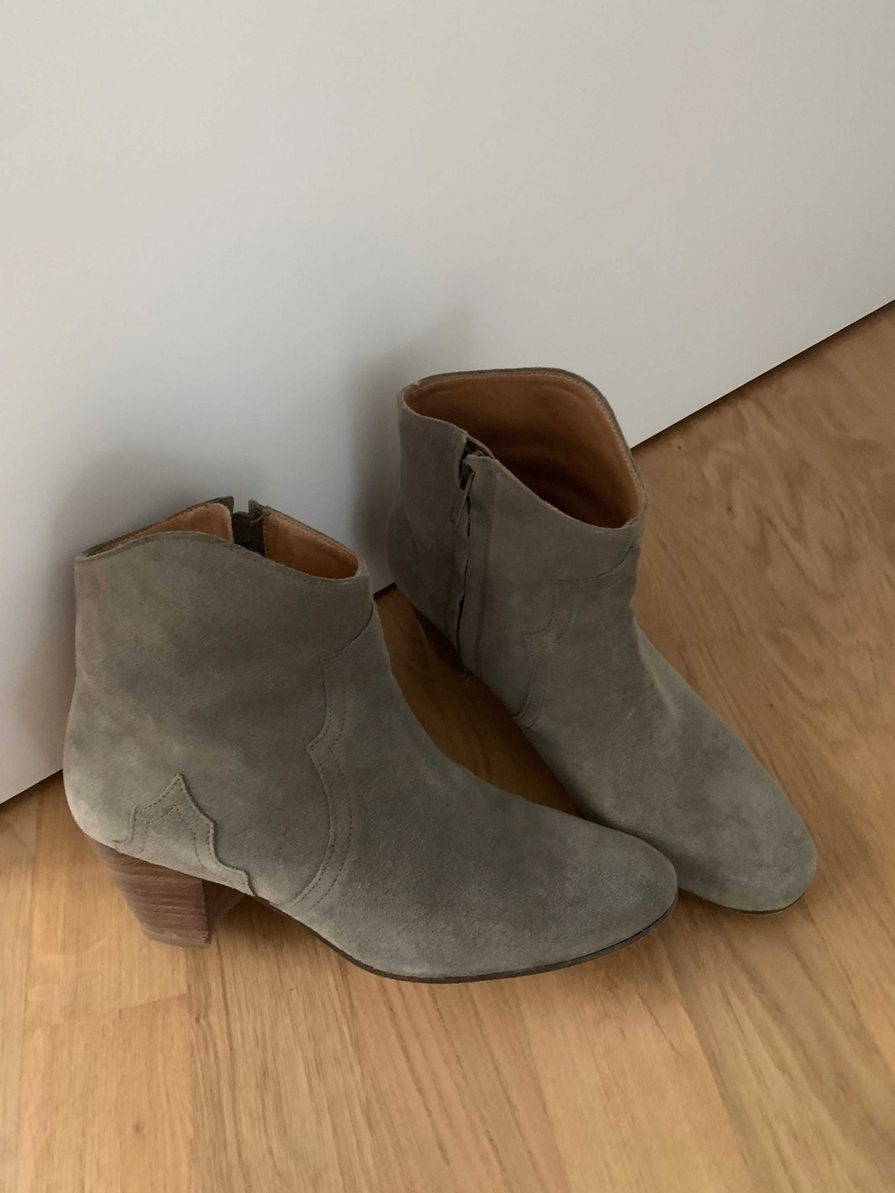 Neuwertige Isabel Marant Stiefelette | LOOP-Marktplatz