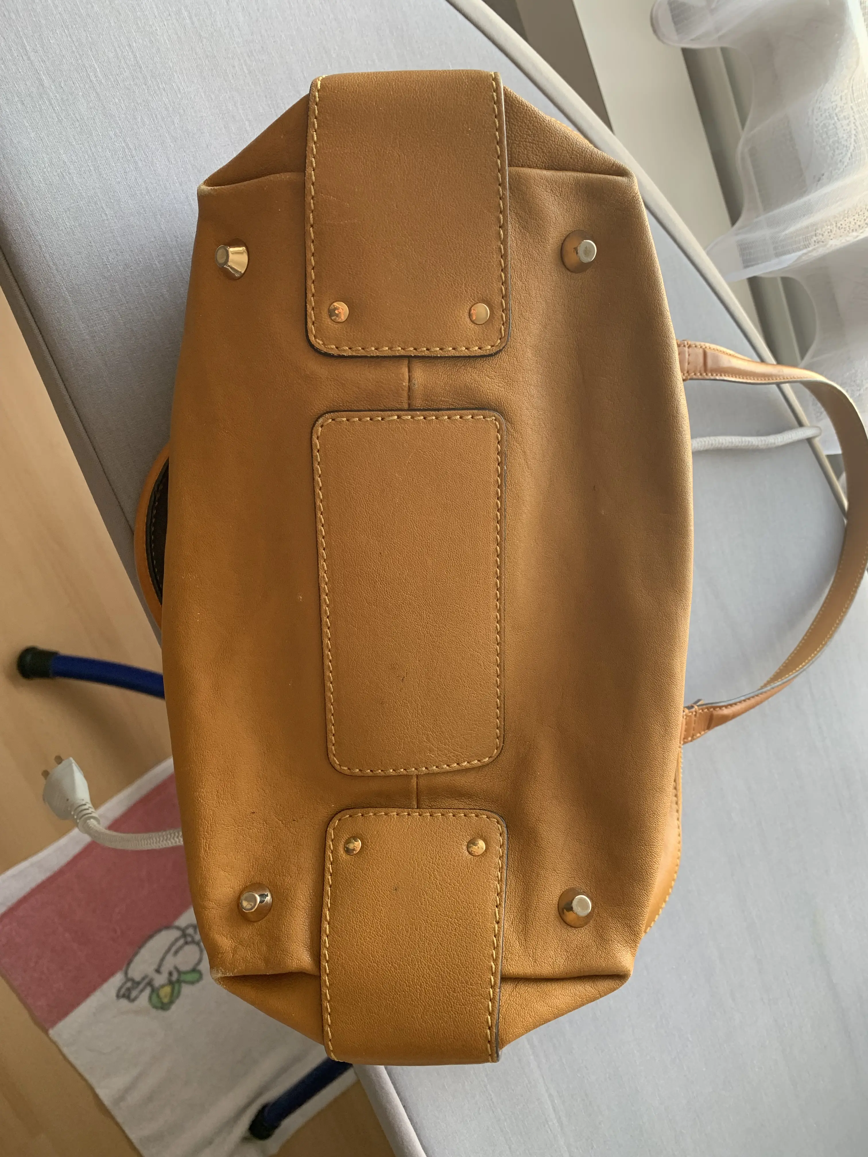 Cognac farbene Handtasche von Chloe | LOOP-Marktplatz