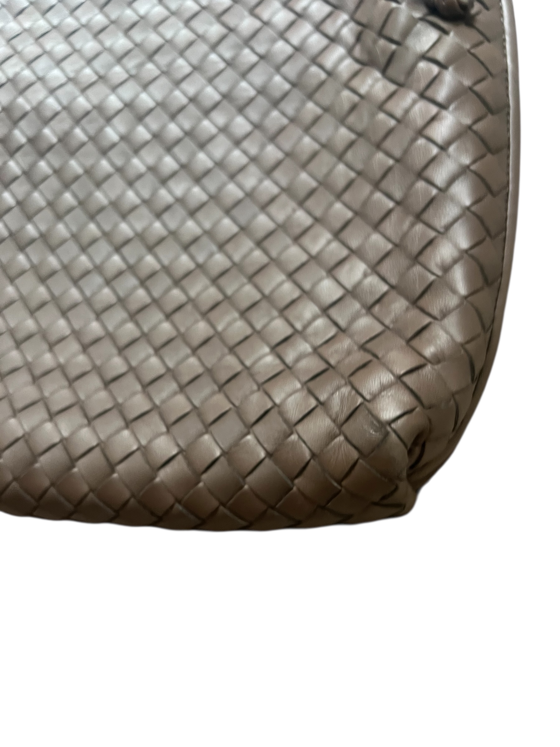 Bottega Veneta clutch | LOOP-Marktplatz