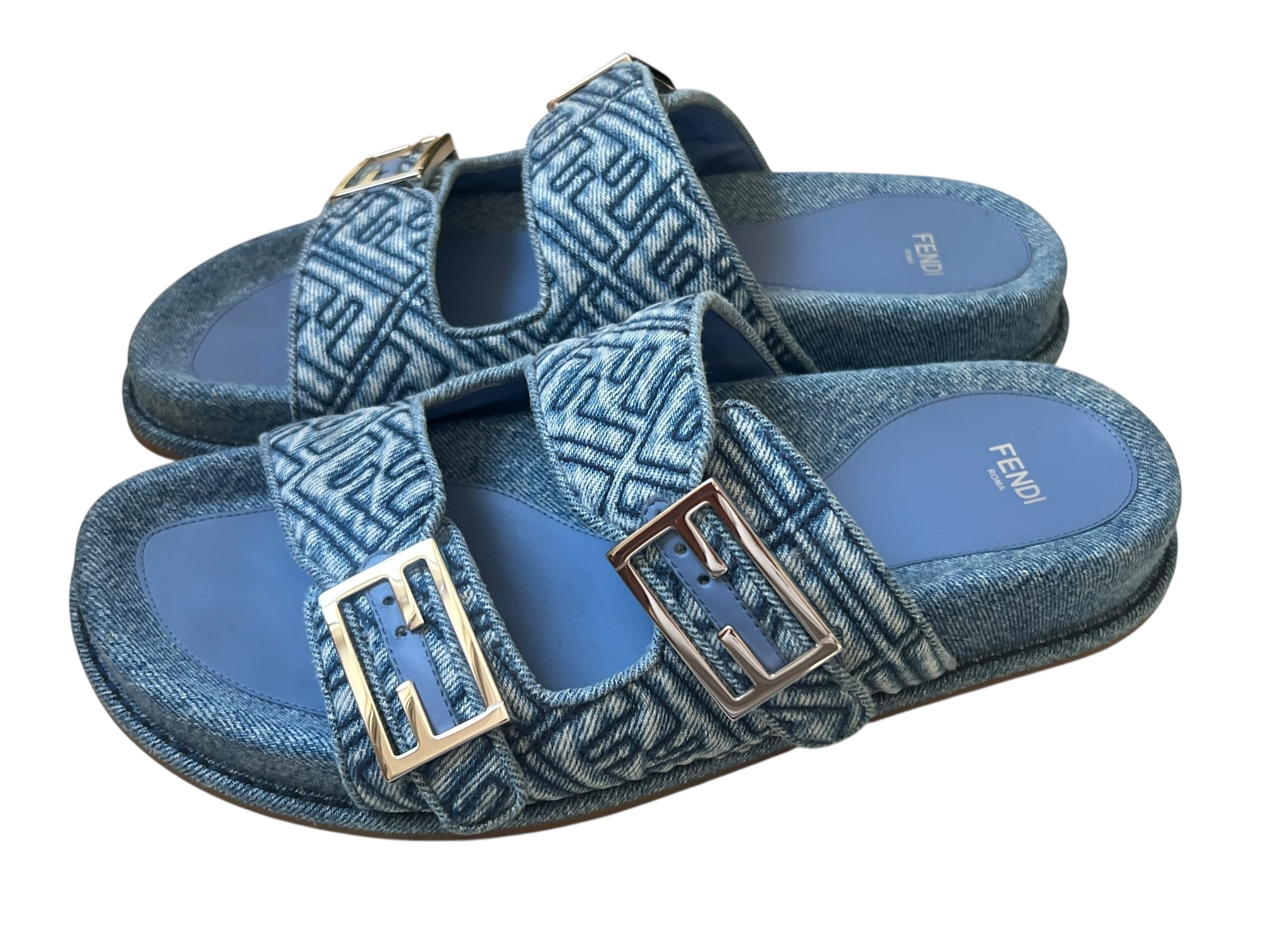 Fendi sandals | LOOP Marketplace