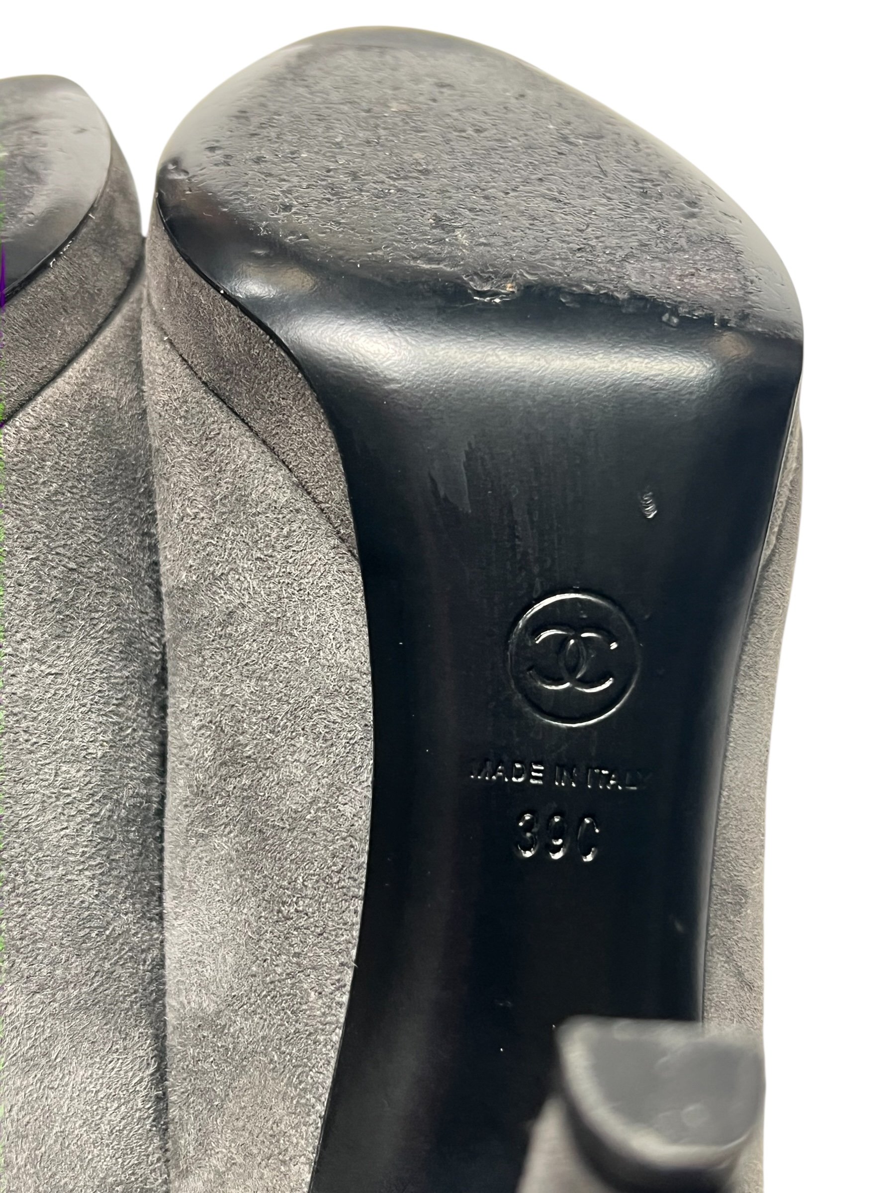 Chanel pumps | LOOP Marketplace