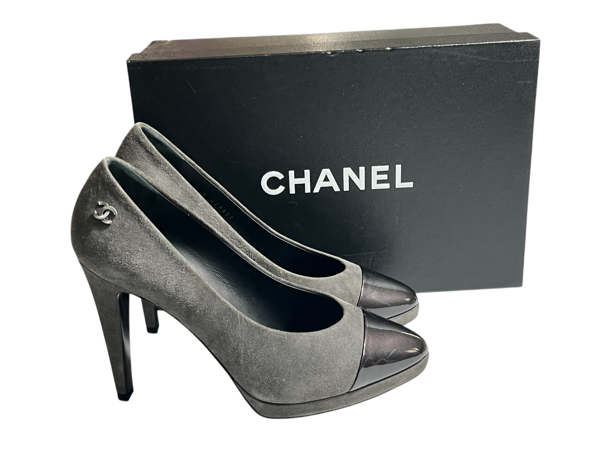 Chanel pumps