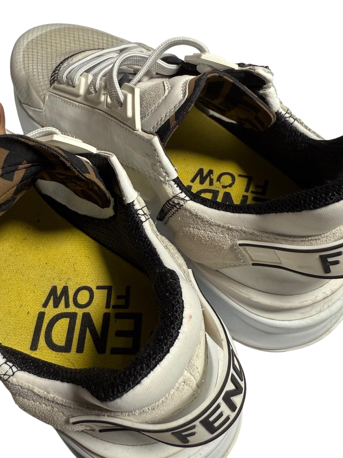 Fendi Flow Sneakers | LOOP-Marktplatz