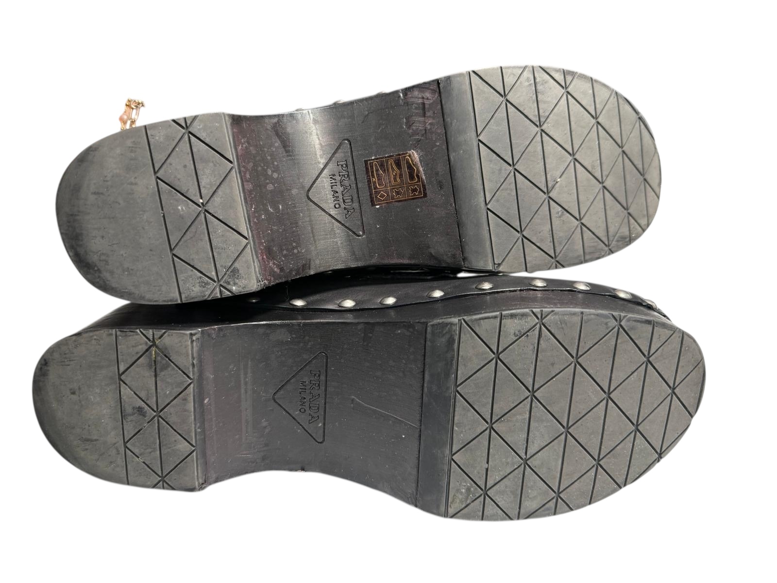 Prada clogs | LOOP-Marktplatz