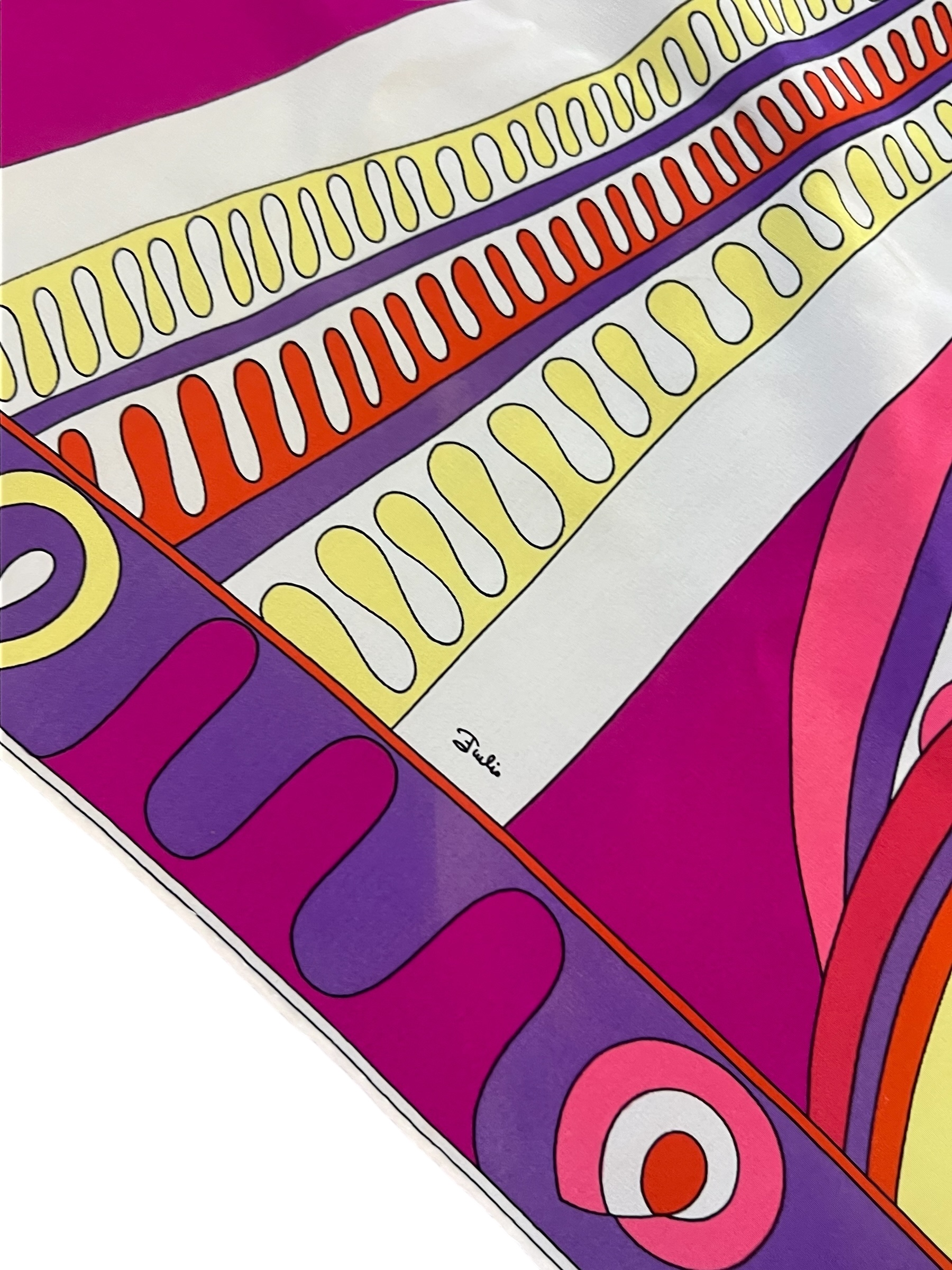 Emilio Pucci Square | LOOP Marketplace