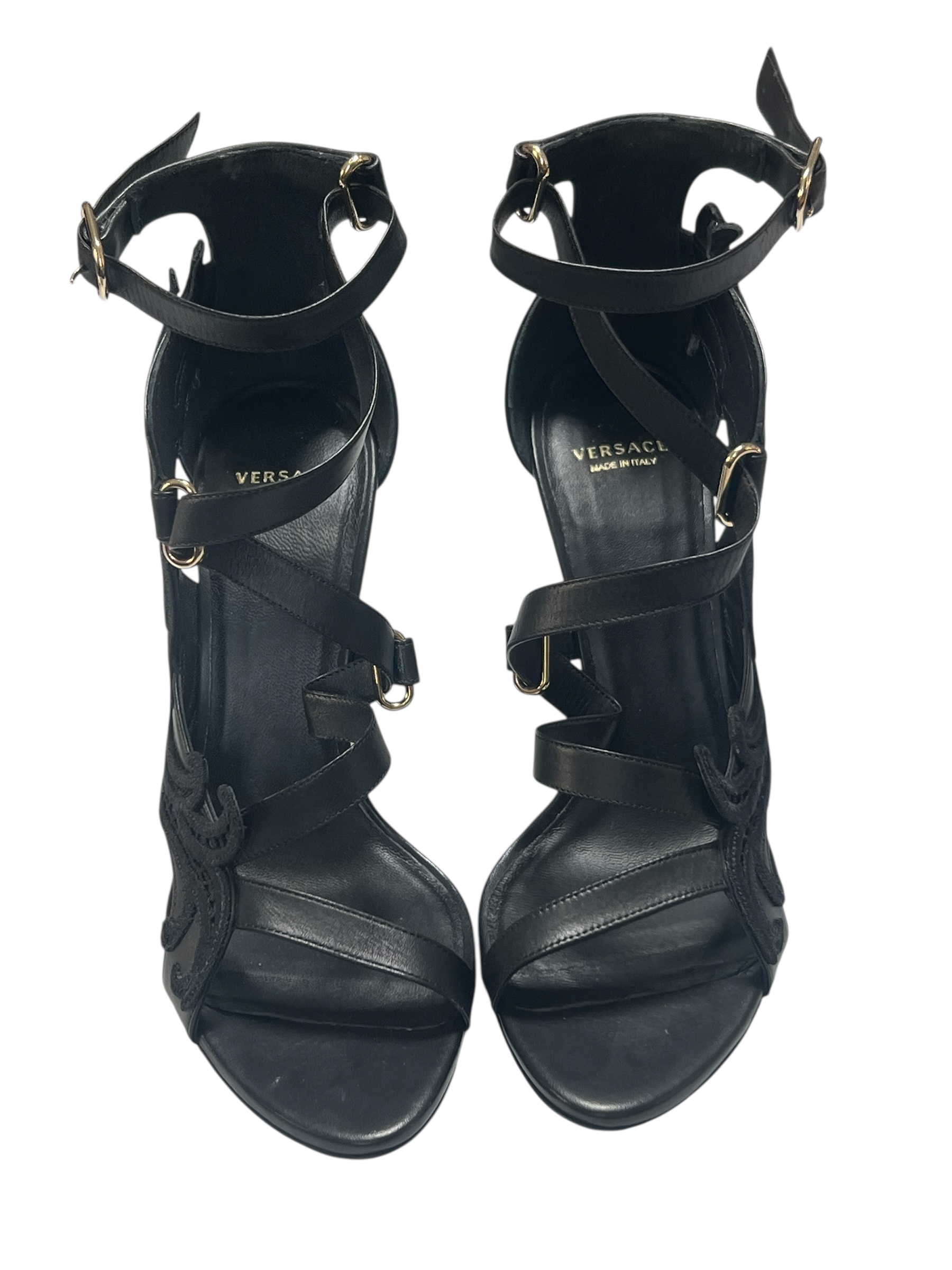 Versace pumps | LOOP Marketplace