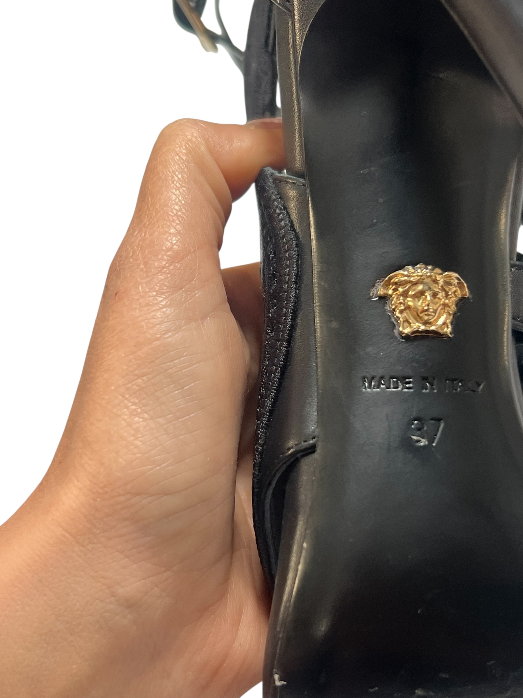 Versace pumps | LOOP Marketplace