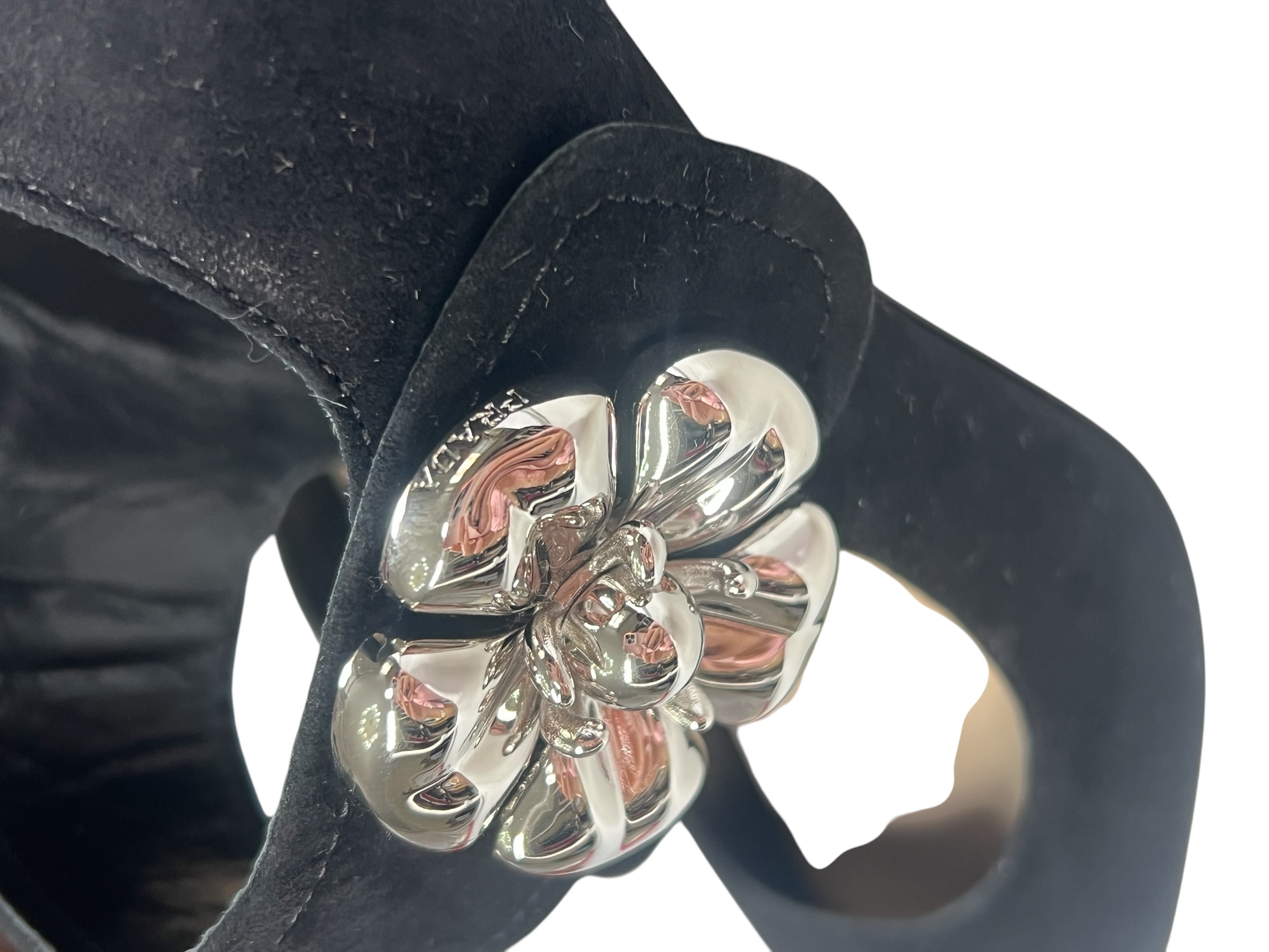 Prada pumps | LOOP-Marktplatz