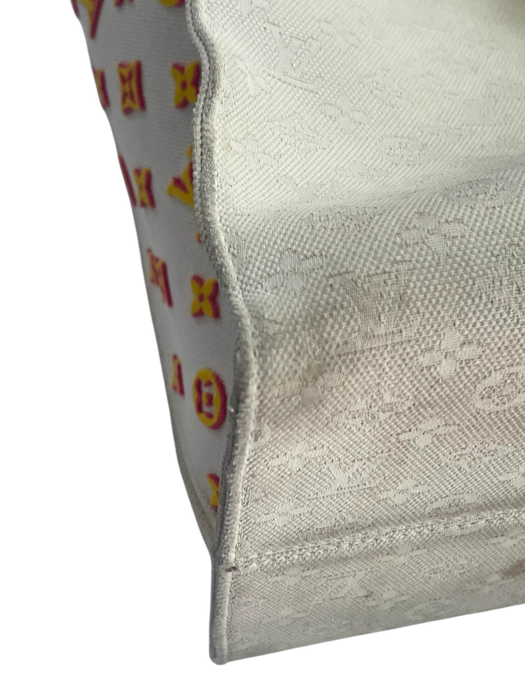 Louis Vuitton OnTheGo tote bag