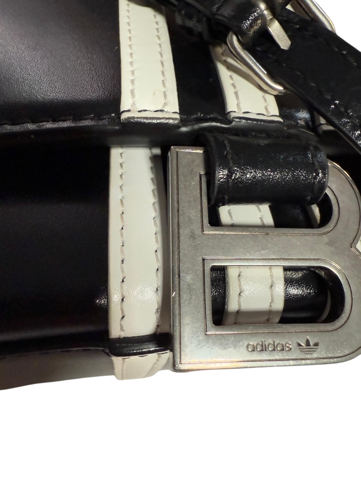 Balenciaga Hourglass bag