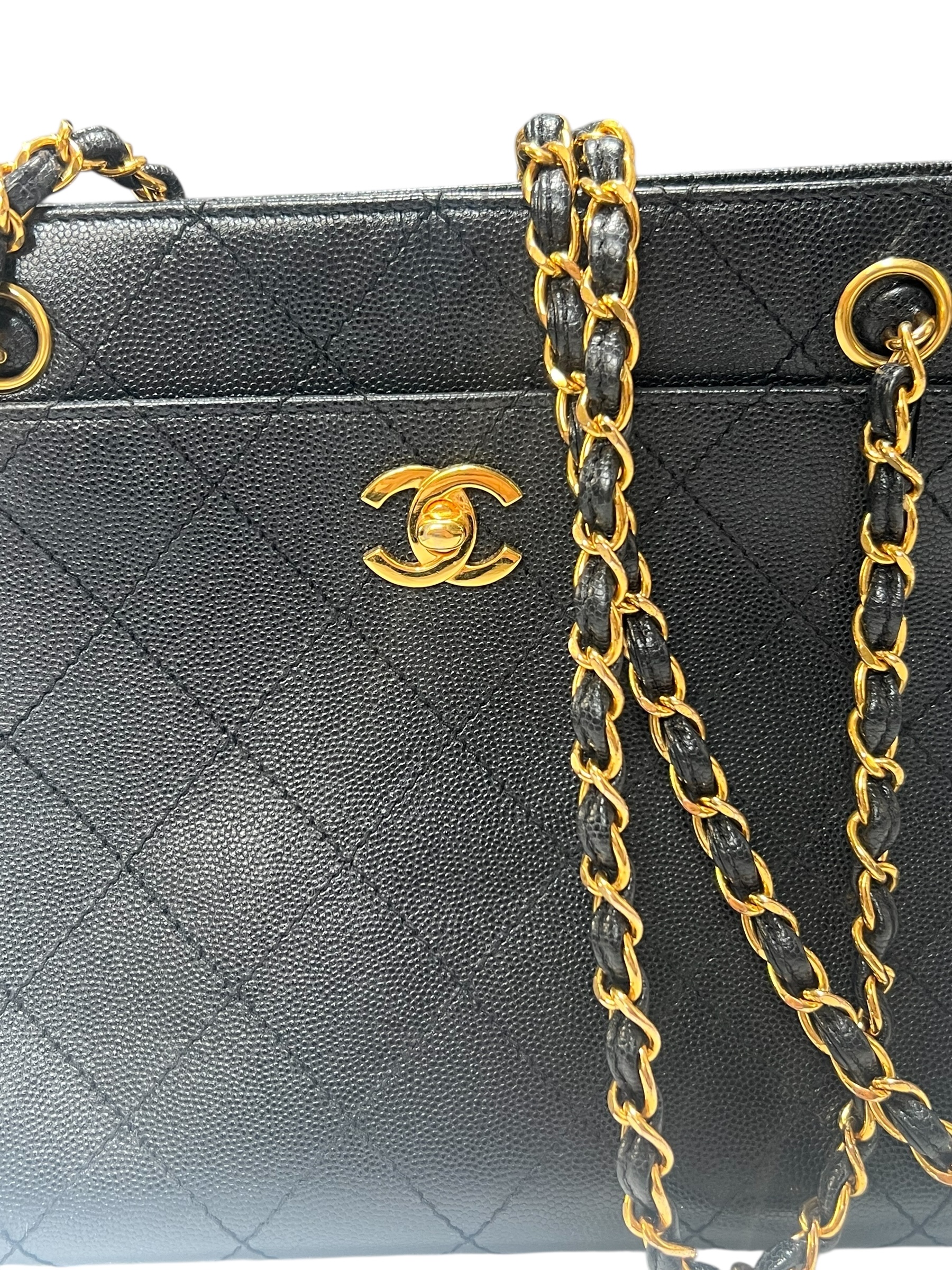 Vintage Chanel bag | LOOP Marketplace