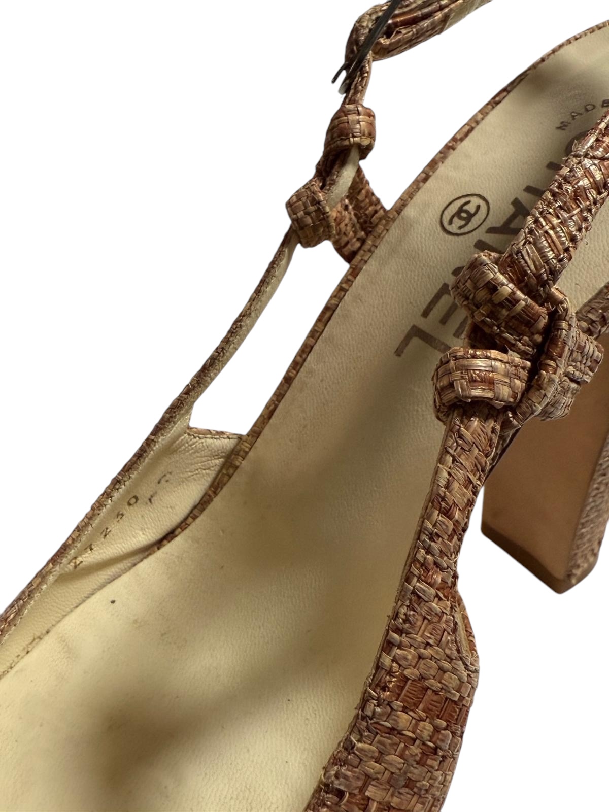 Chanel high heel sandals | LOOP-Marktplatz