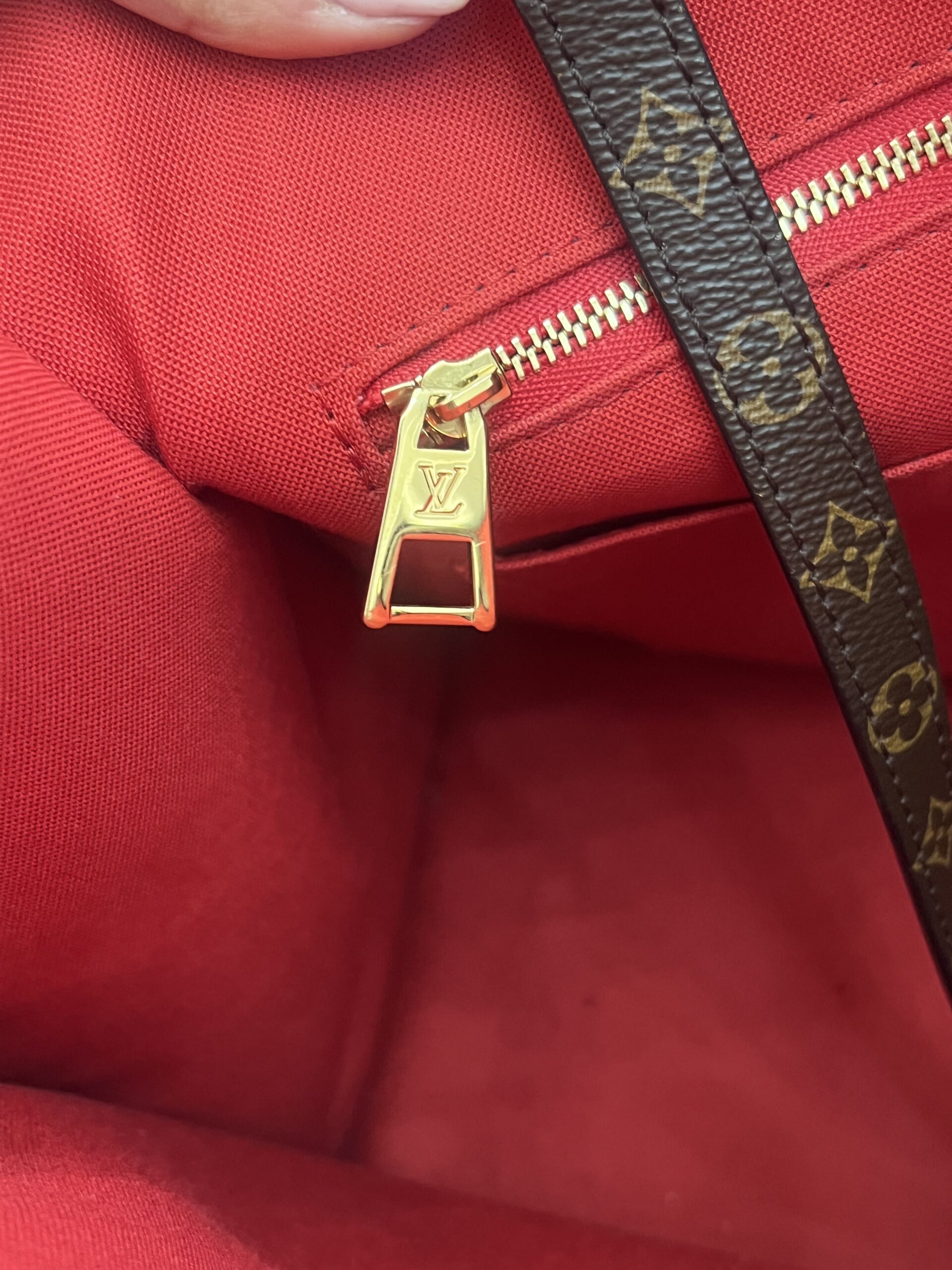 Louis Vuitton OnTheGo Tote | LOOP-Marktplatz