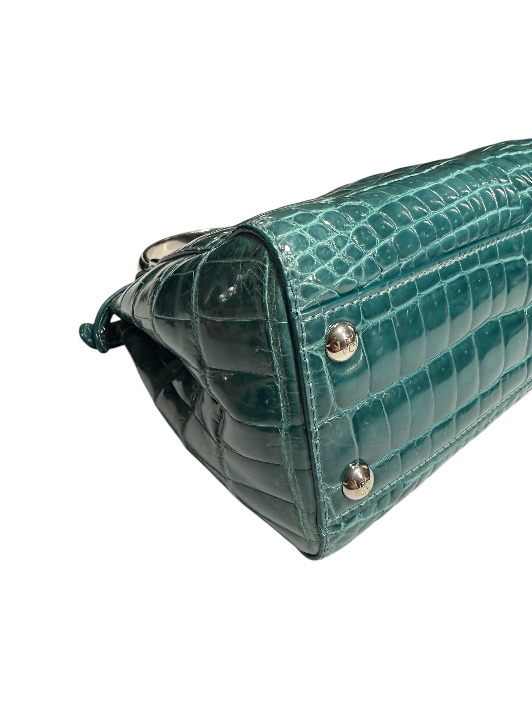 Fendi Mini Peekaboo Bag | LOOP-Marktplatz