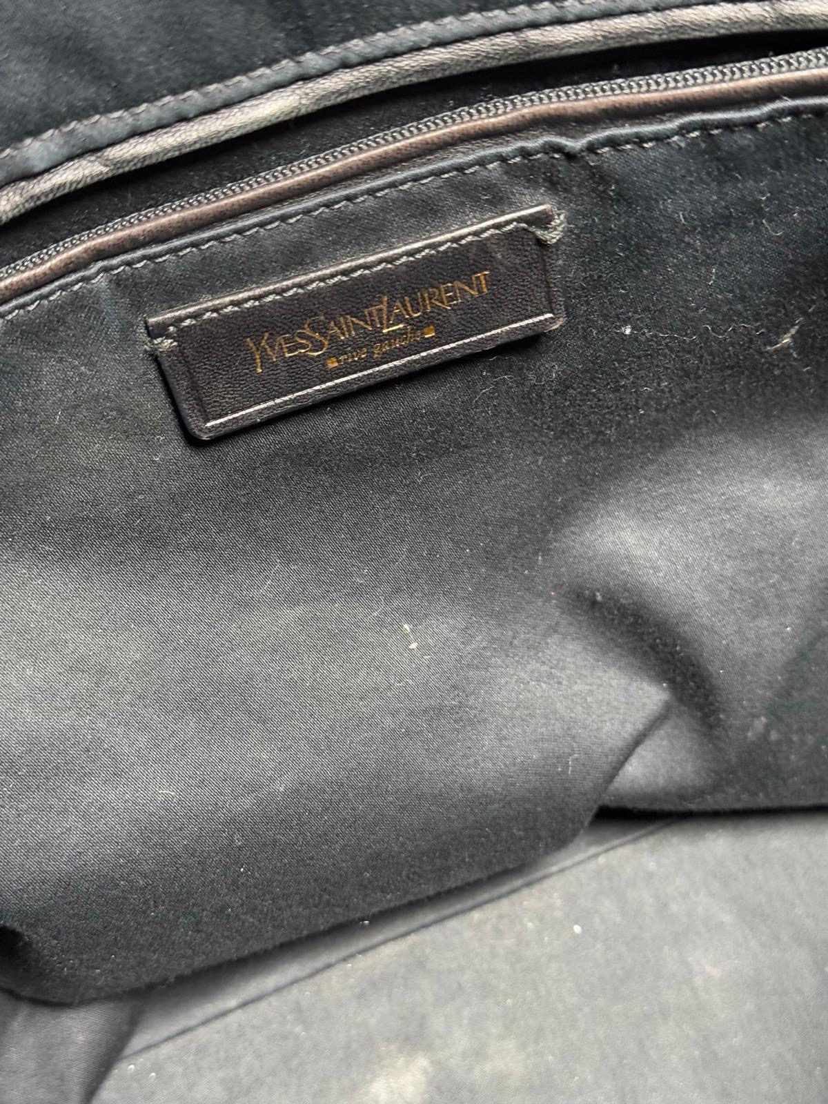 Yves Saint Laurent Muse Bag