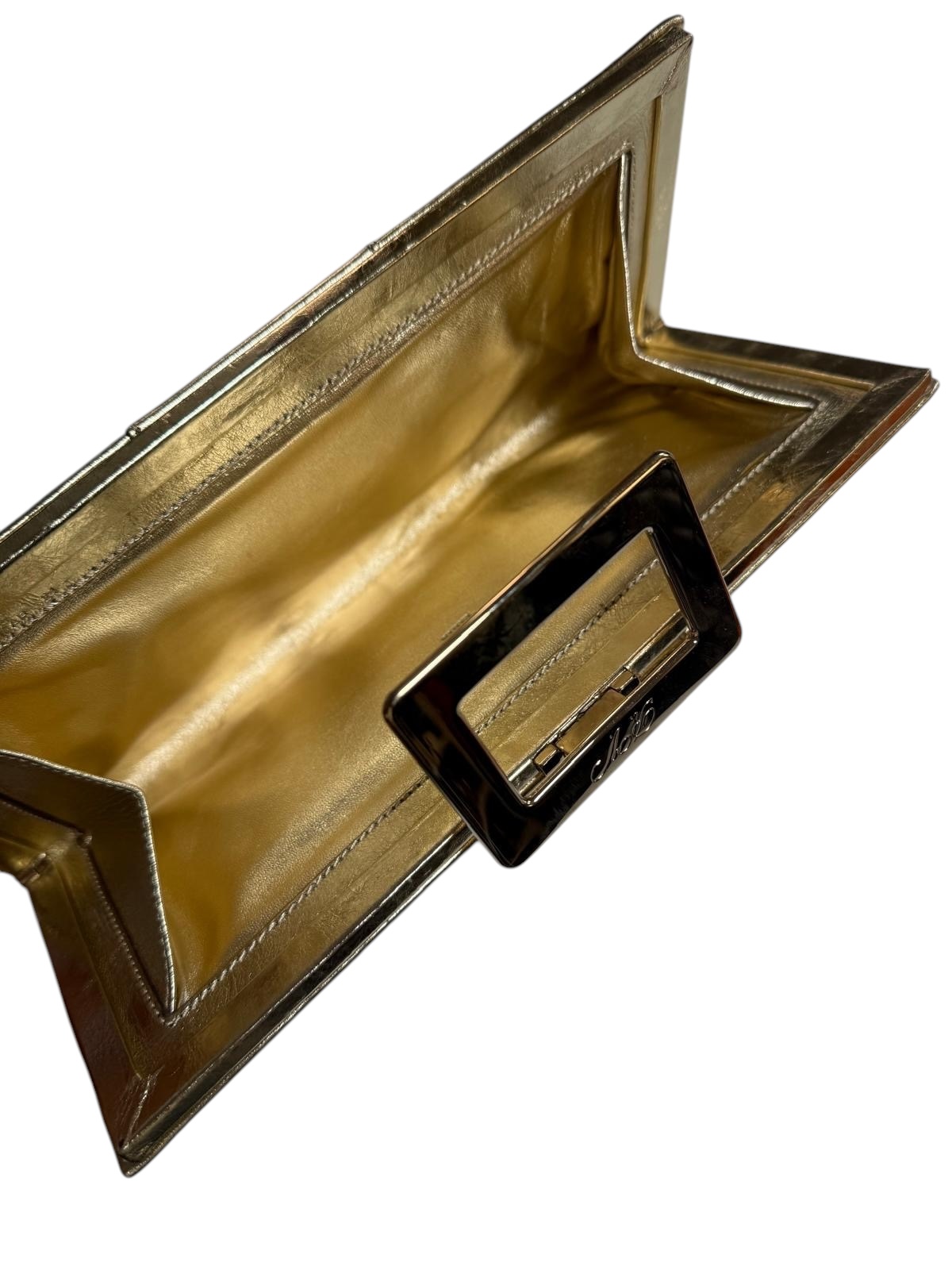 Roger Vivier clutch | LOOP-Marktplatz