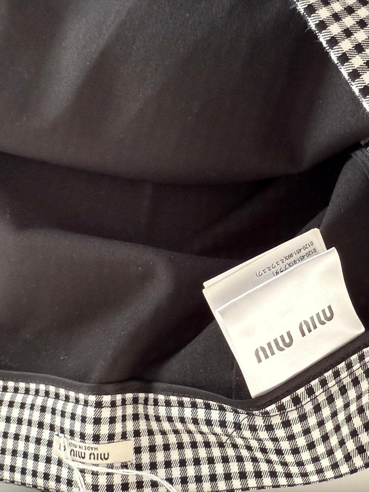 Miu Miu skirt | LOOP Marketplace