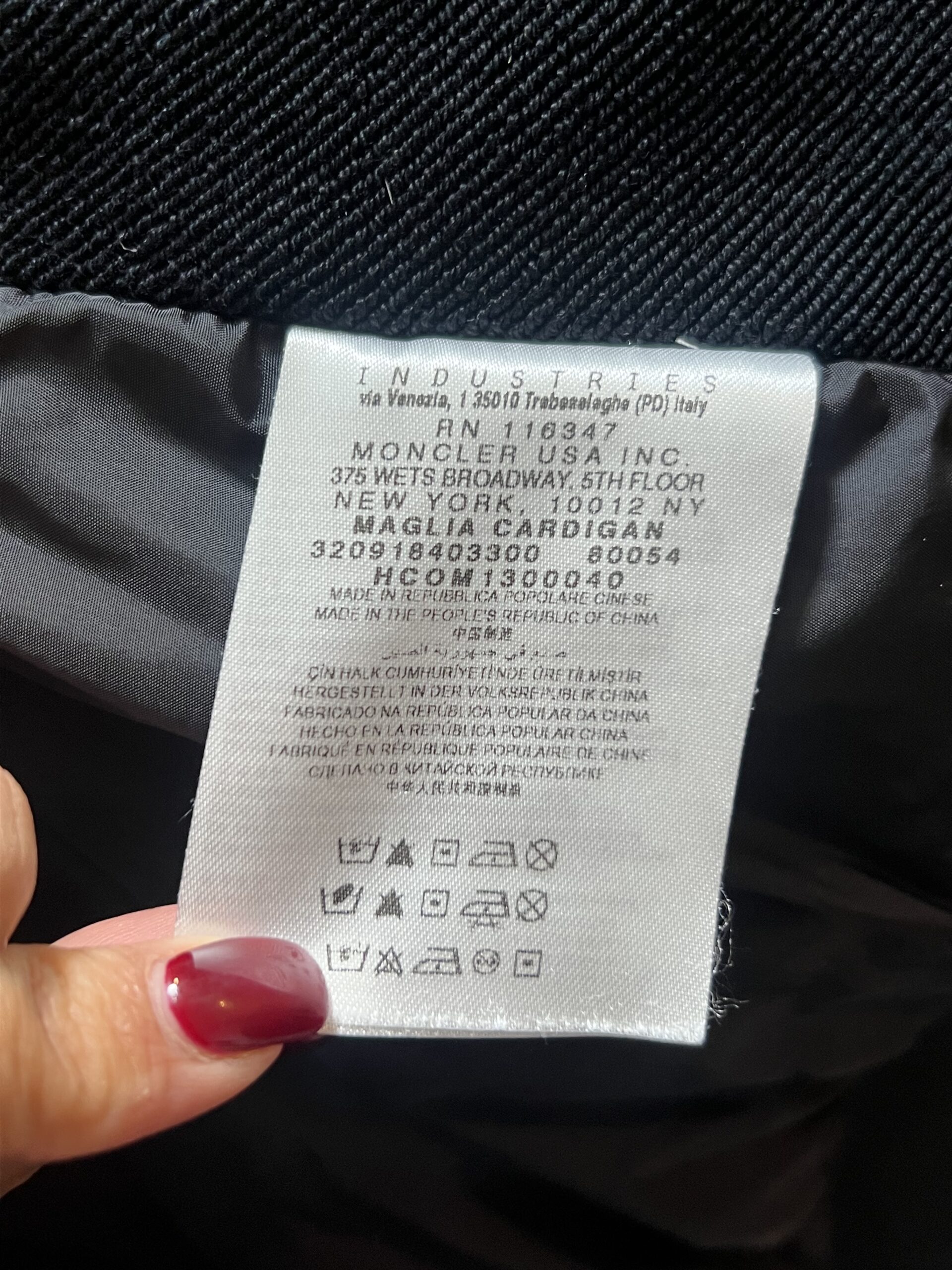 Moncler vest | LOOP Marketplace