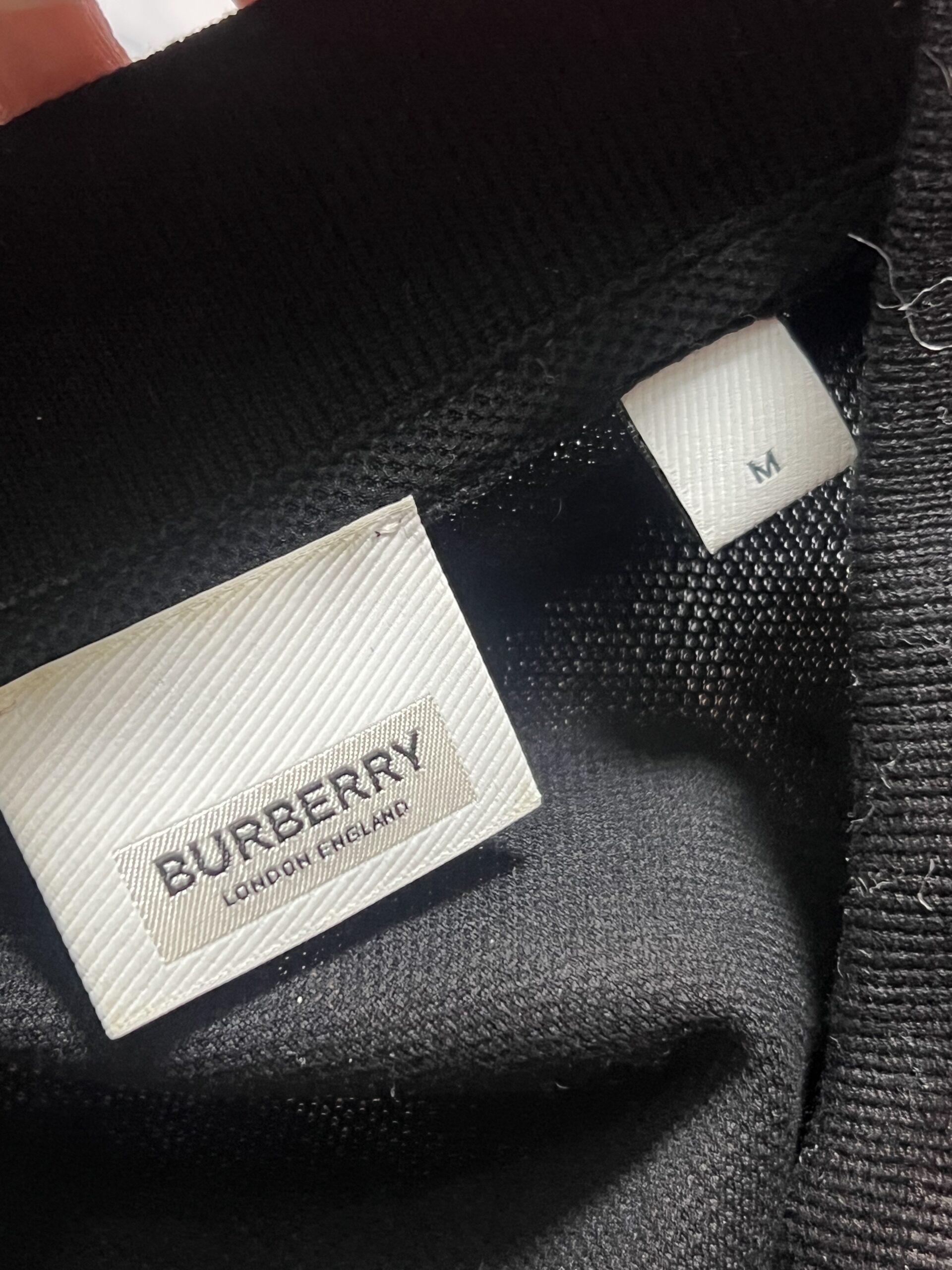 Burberry polo | LOOP Marketplace